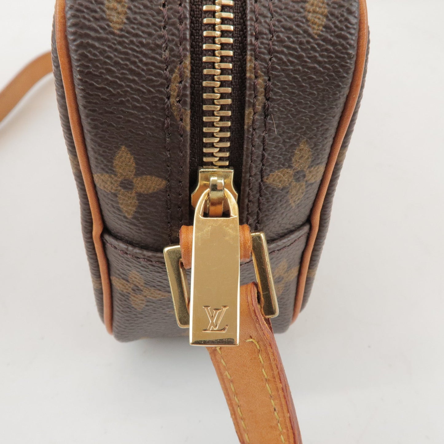 Louis Vuitton Monogram Pochette Cite Shoulder Bag Brown M51183【Pre-order】
