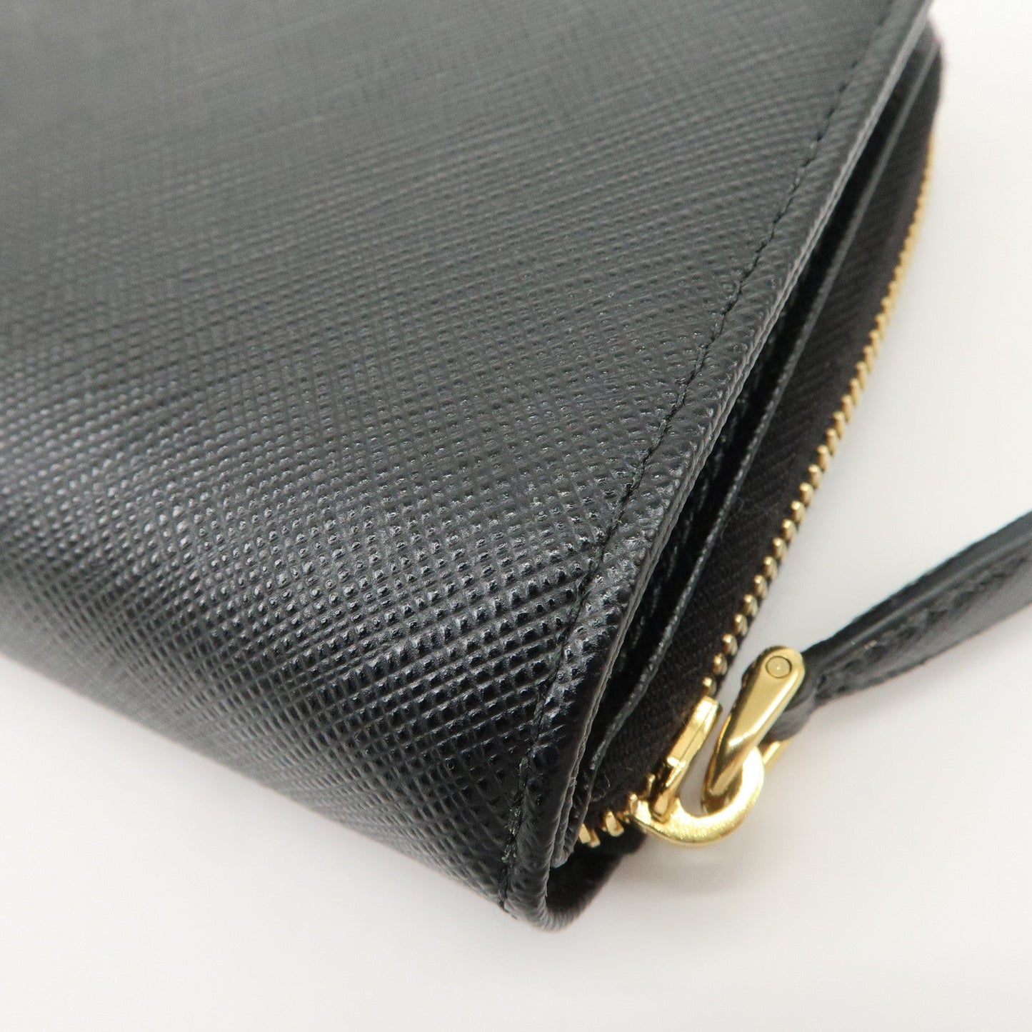 Prada Logo Saffiano Leather Round Zippy Wallet Black 1MM268【Pre-order】