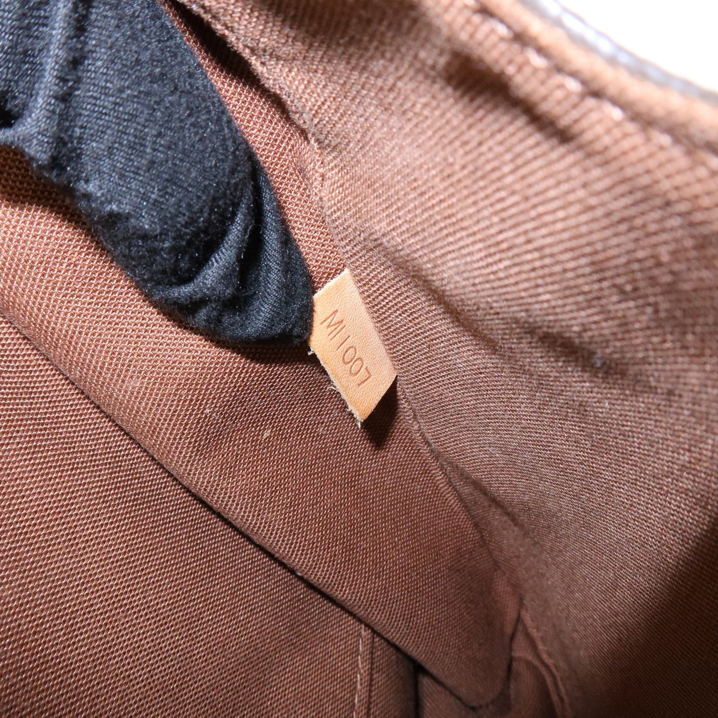 Louis Vuitton Monogram Messenger Bosphore PM Shoulder Bag M40106【Pre-order】