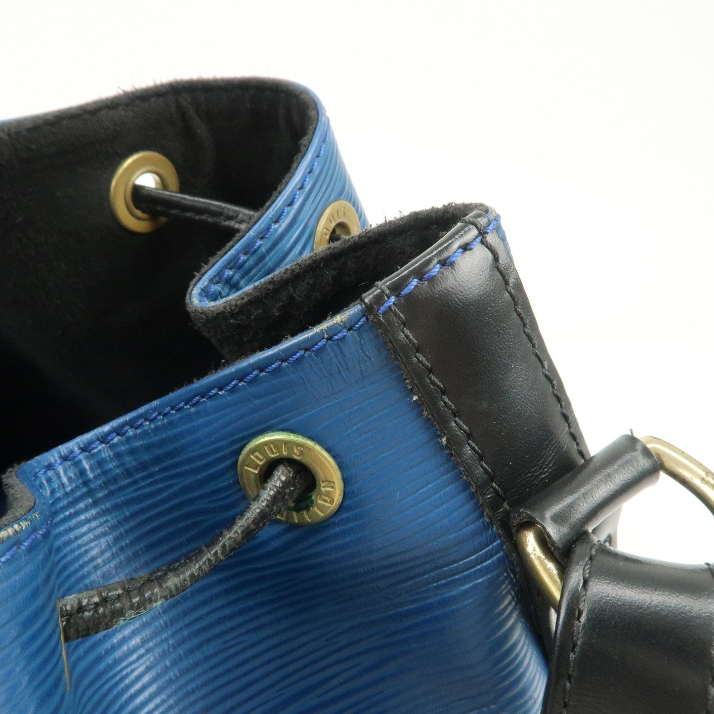 Louis Vuitton Epi Petit Noe Bi-color Shoulder Bag Noir Blue M44152【Pre-order】