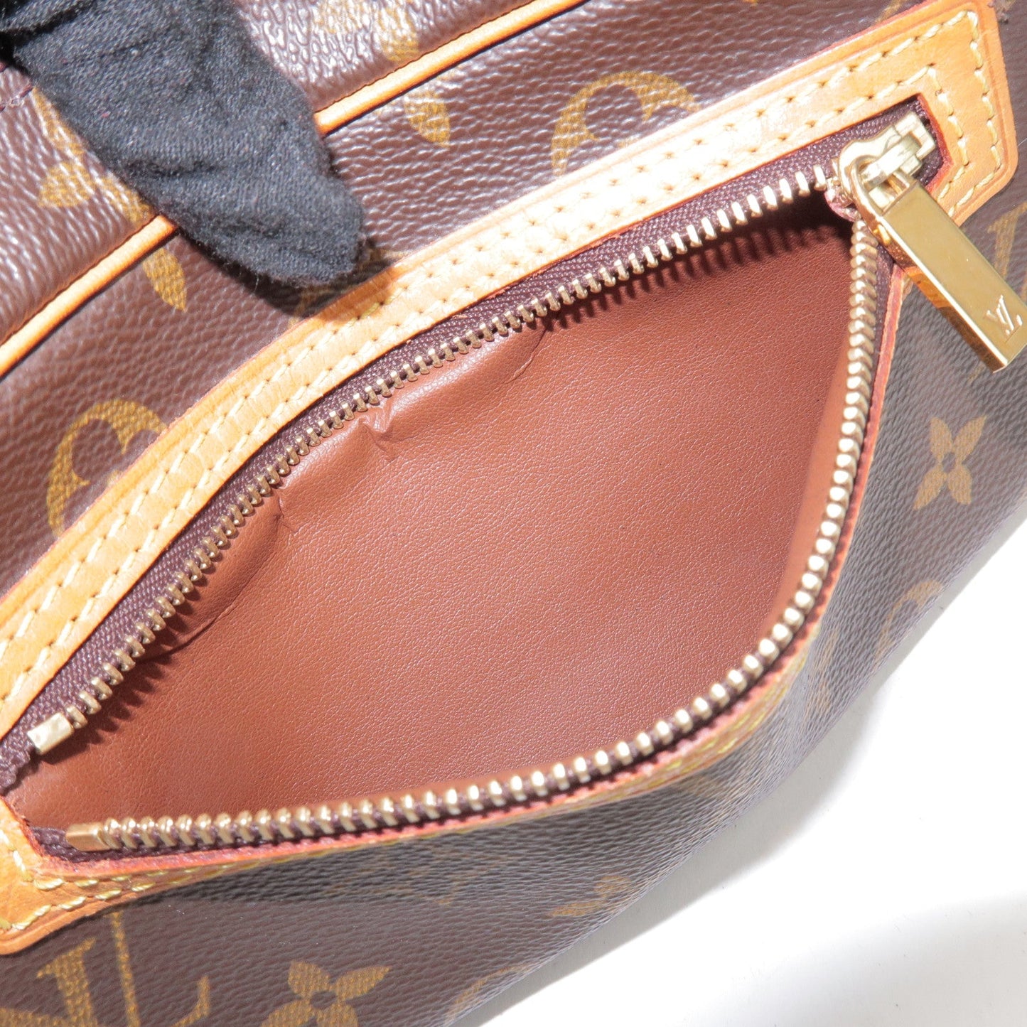 Louis Vuitton Monogram Pochette Cite Shoulder Bag Brown M51183【Pre-order】