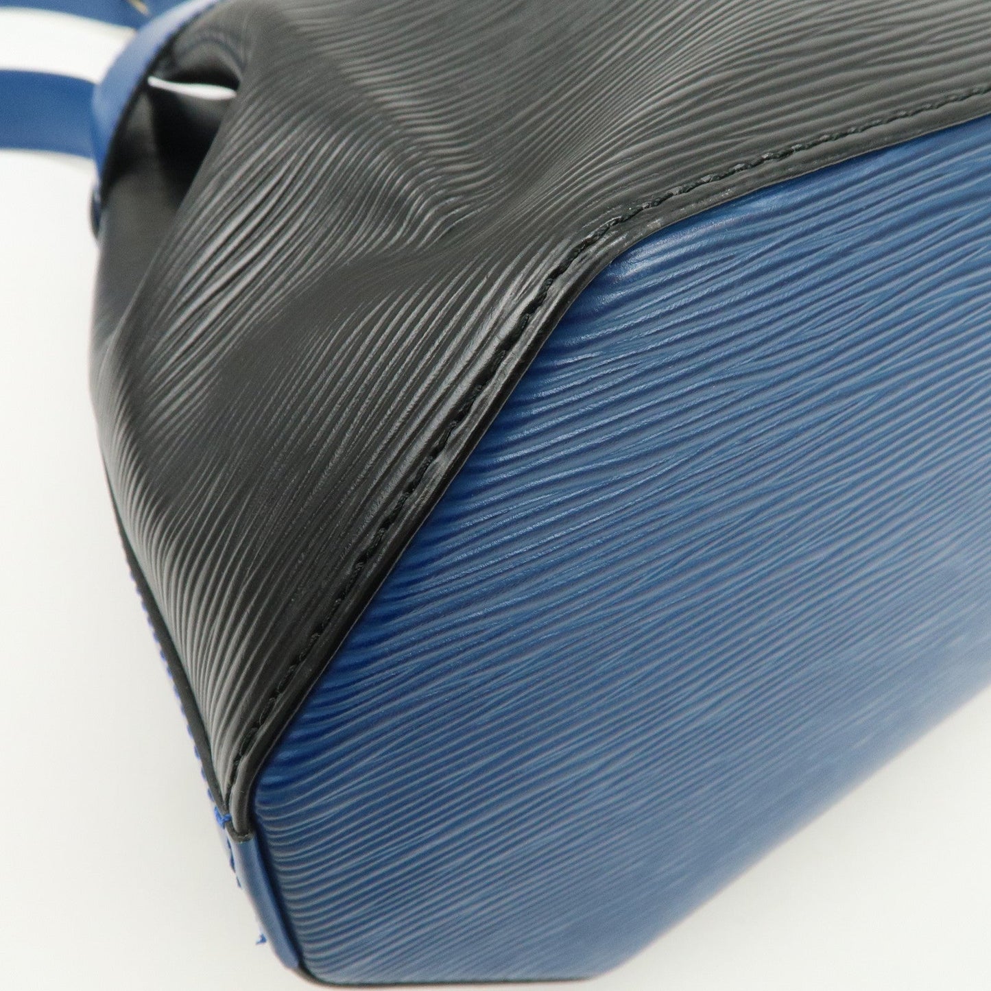 Louis Vuitton Epi Leather Sac de Paul Shoulder Bag Noir Tredo Blue【Pre-order】
