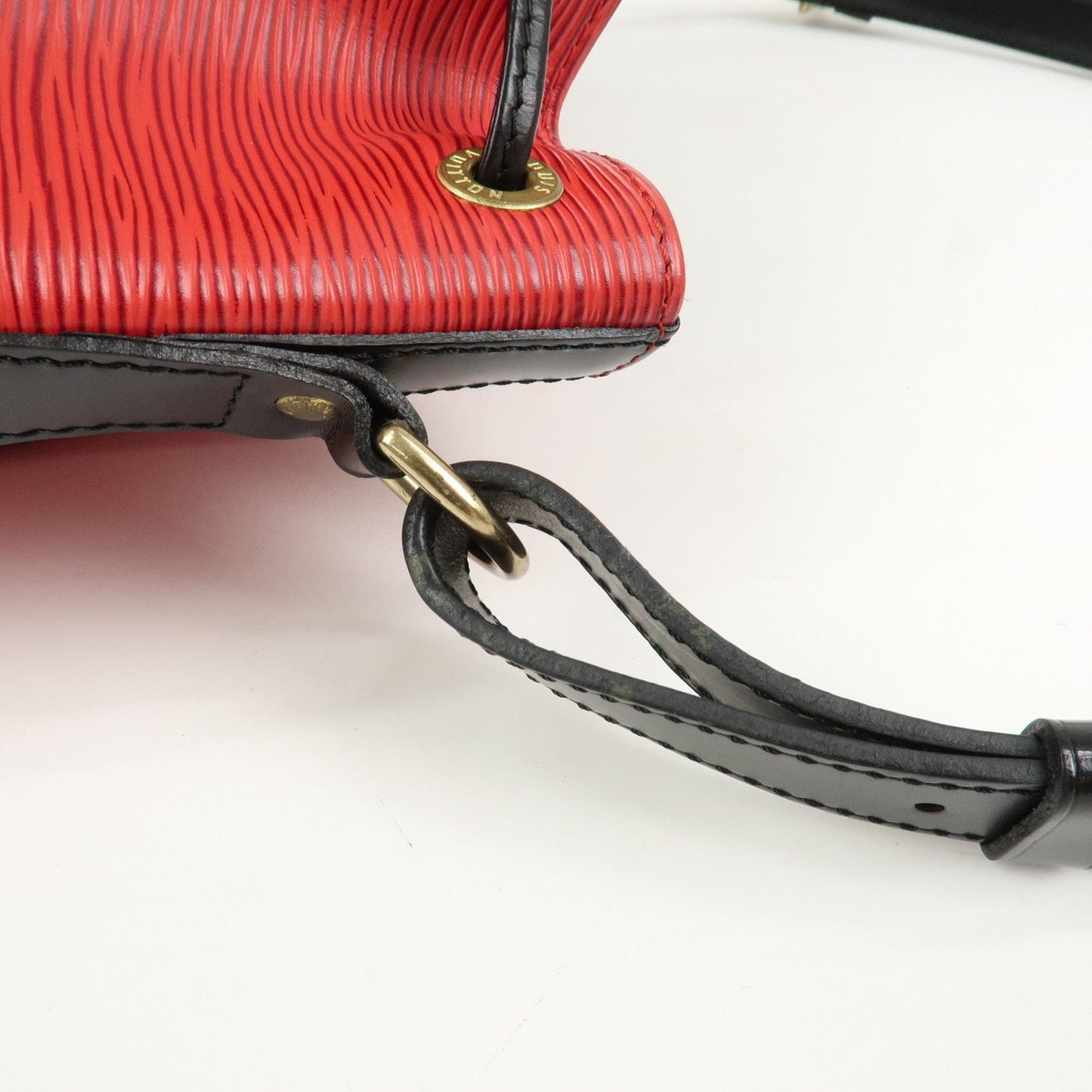 Louis Vuitton Epi Petit Noe Shoulder Bag Bicolor Noir Red M44172【Pre-order】