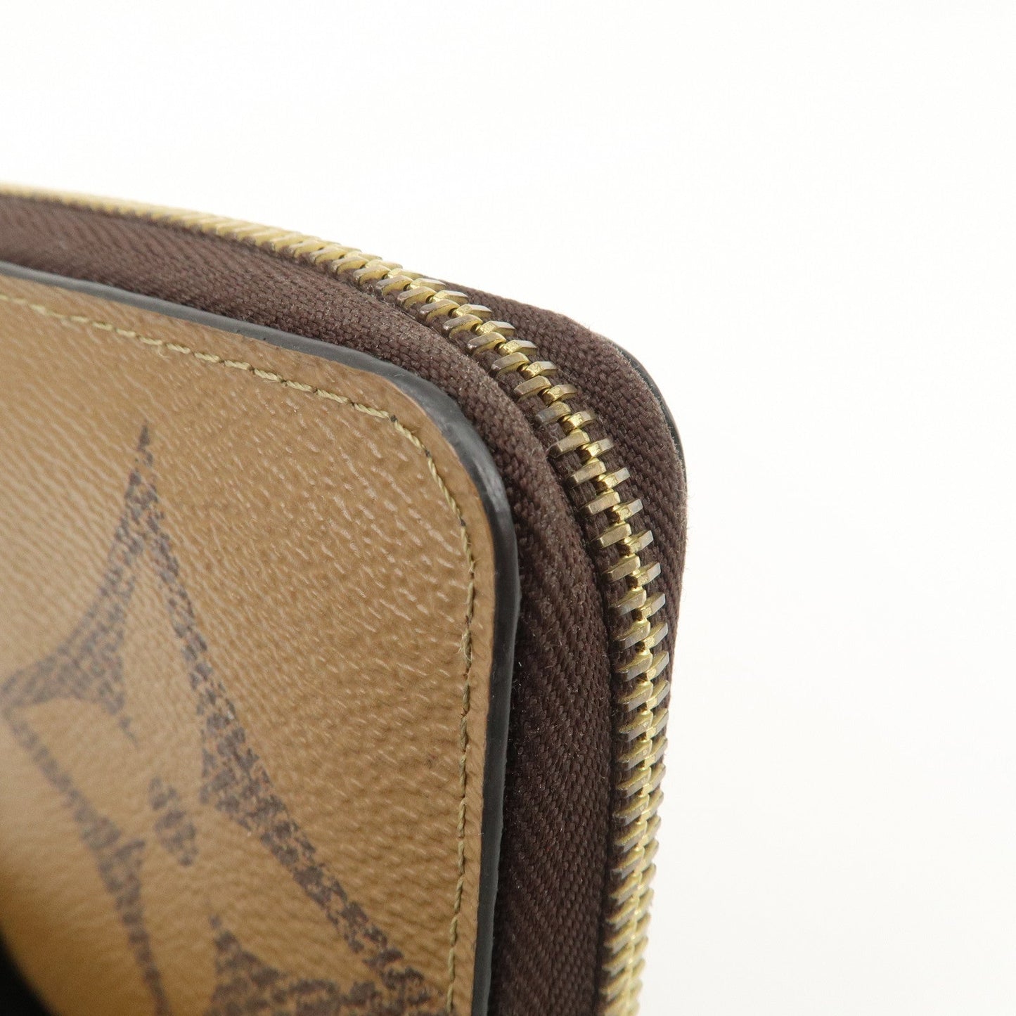 Louis Vuitton Giant Monogram Reverse Zippy Wallet Long Wallet M69353【Pre-order】