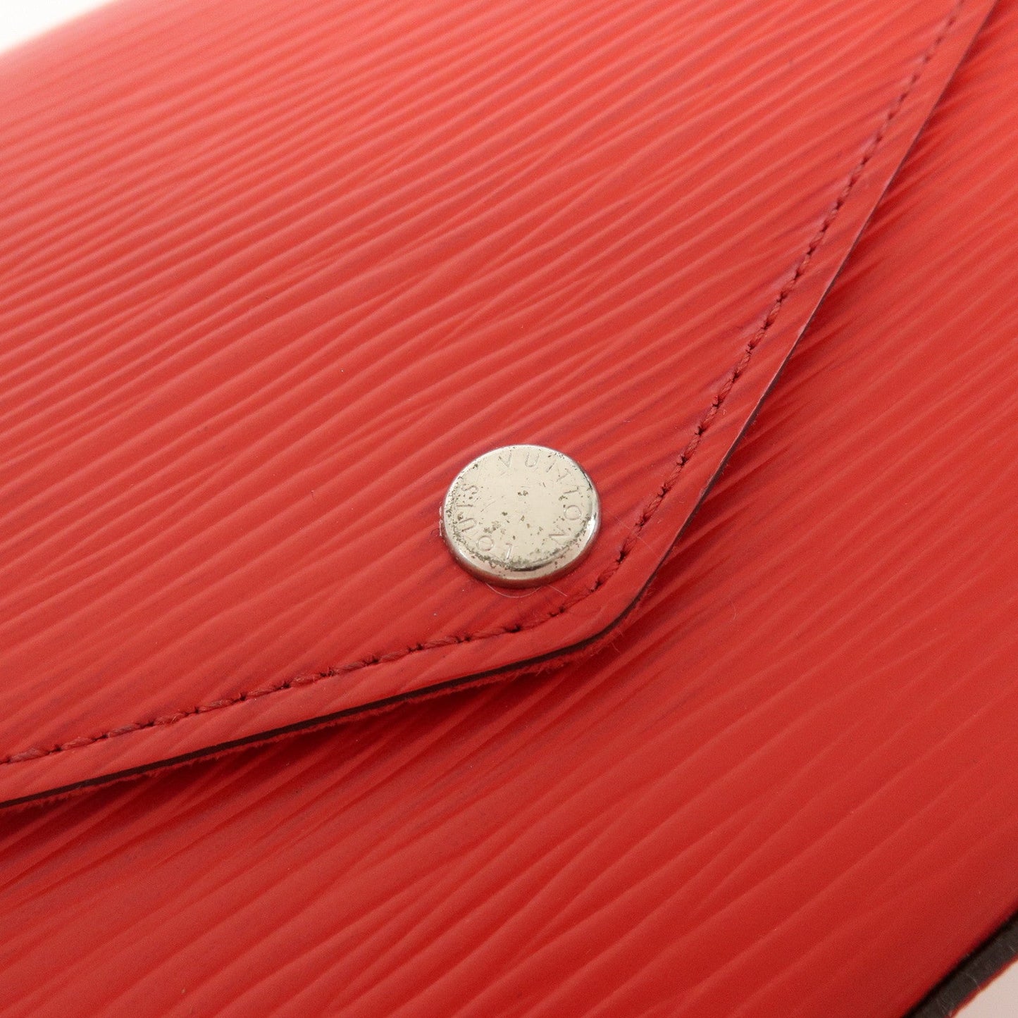 Louis Vuitton Epi Pochette Felicie Chain Shoulder Bag M41559【Pre-order】