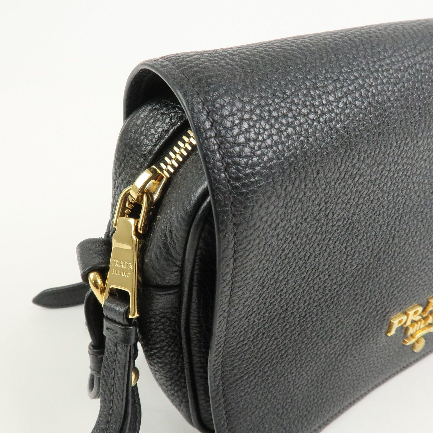 Pradq Logo Leather Shoulder Bag Black 1BD163【Pre-order】