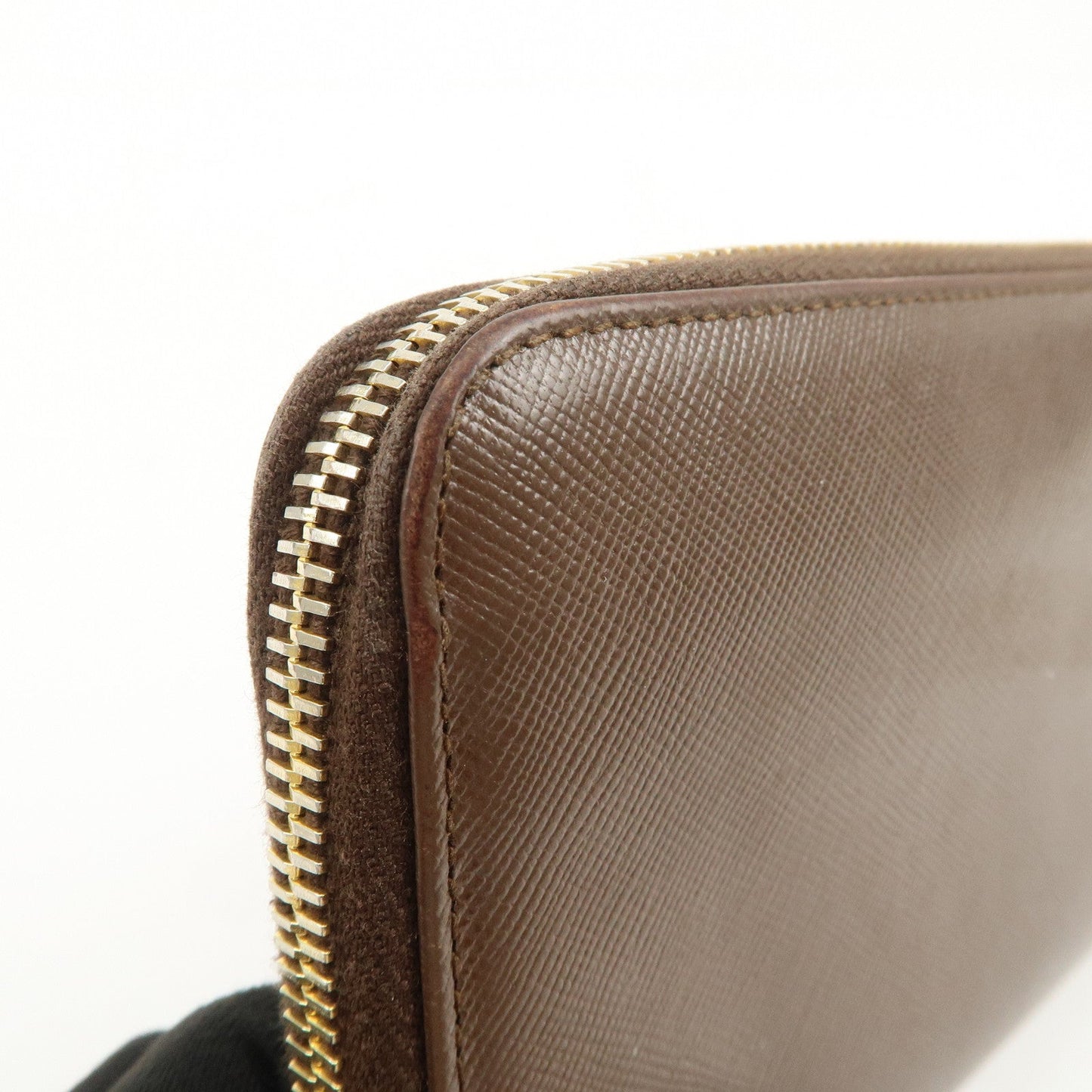 Prada Triangle Logo Saffiano Leather Round Zippy Wallet 1M0506【Pre-order】