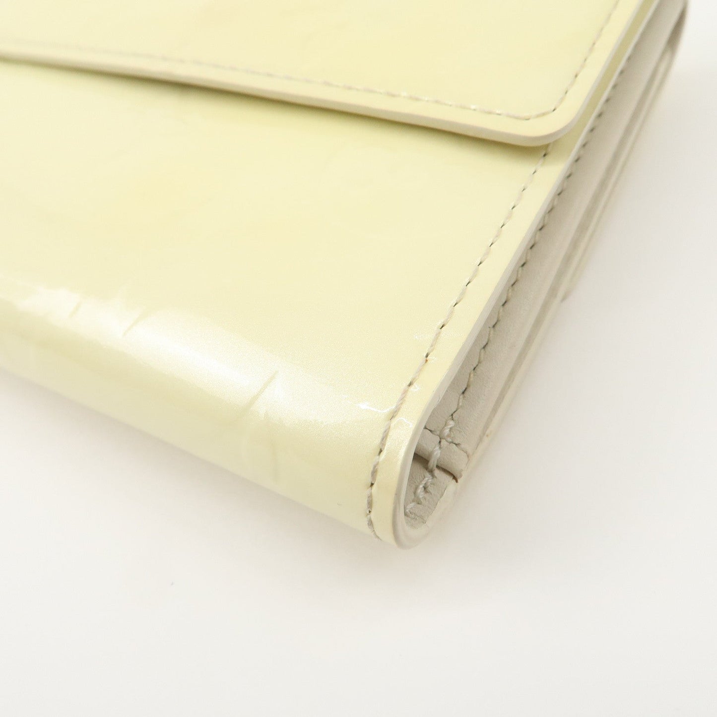 Louis Vuitton Monogram Vernis Porte Monnaie Couer Perle Compact Wallet M91351【Pre-order】