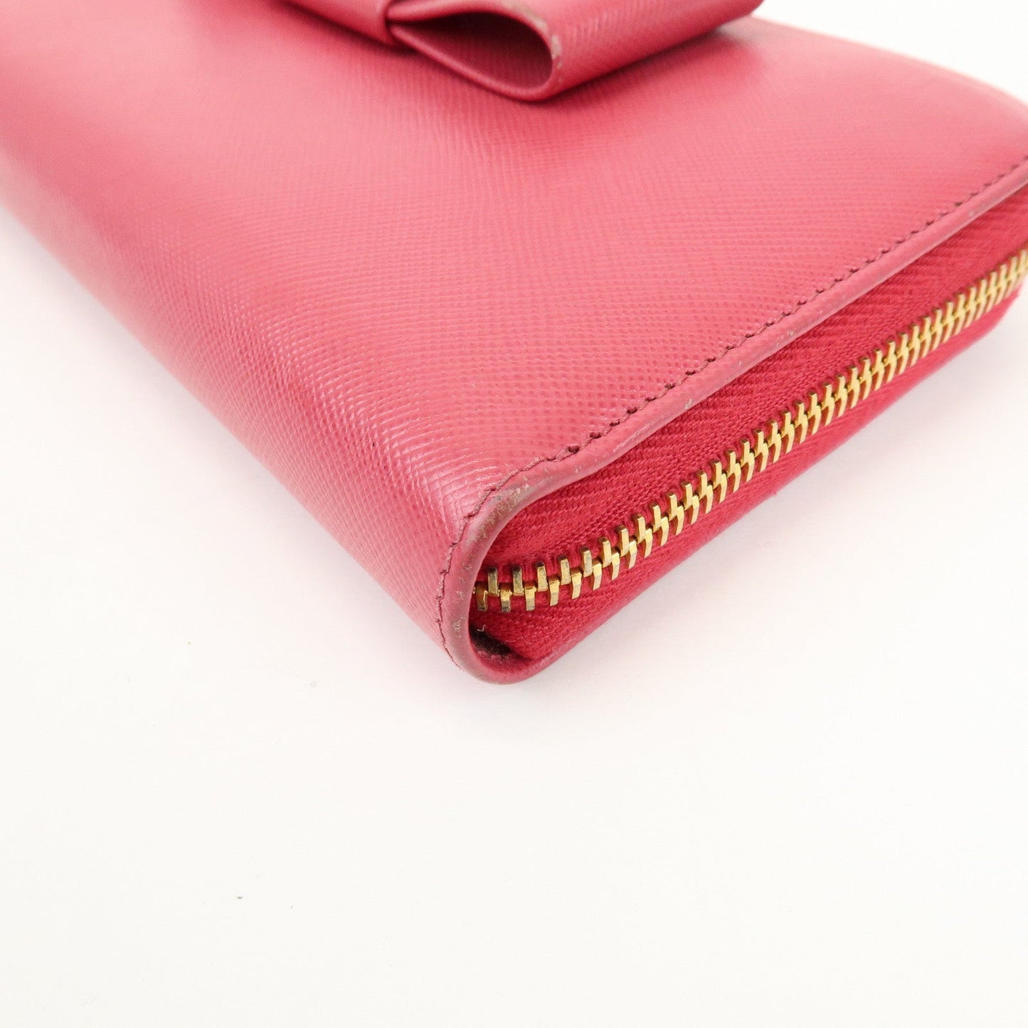 Prada Saffiano Leather Round Zippy Wallet Pink Pink 1M0506【Pre-order】