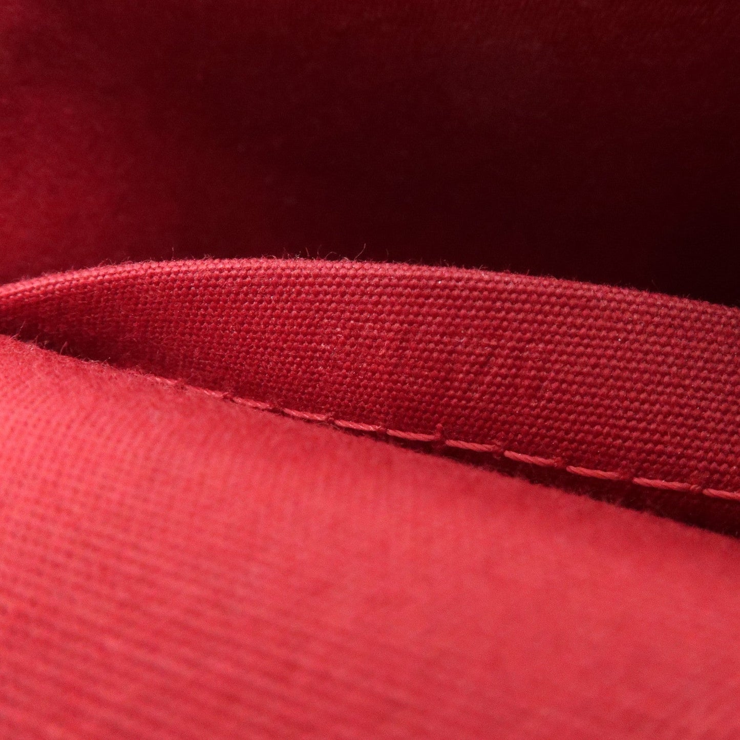 Louis Vuitton Monogram Vernis Rodeo Drive Shoulder Bag Red M93599【Pre-order】