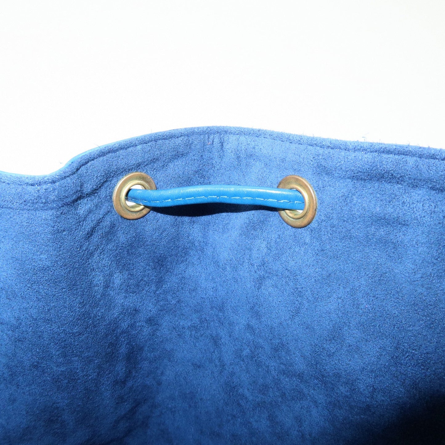 Louis Vuitton Epi Leather Noe Shoulder Bag Toledo Blue M44005【Pre-order】
