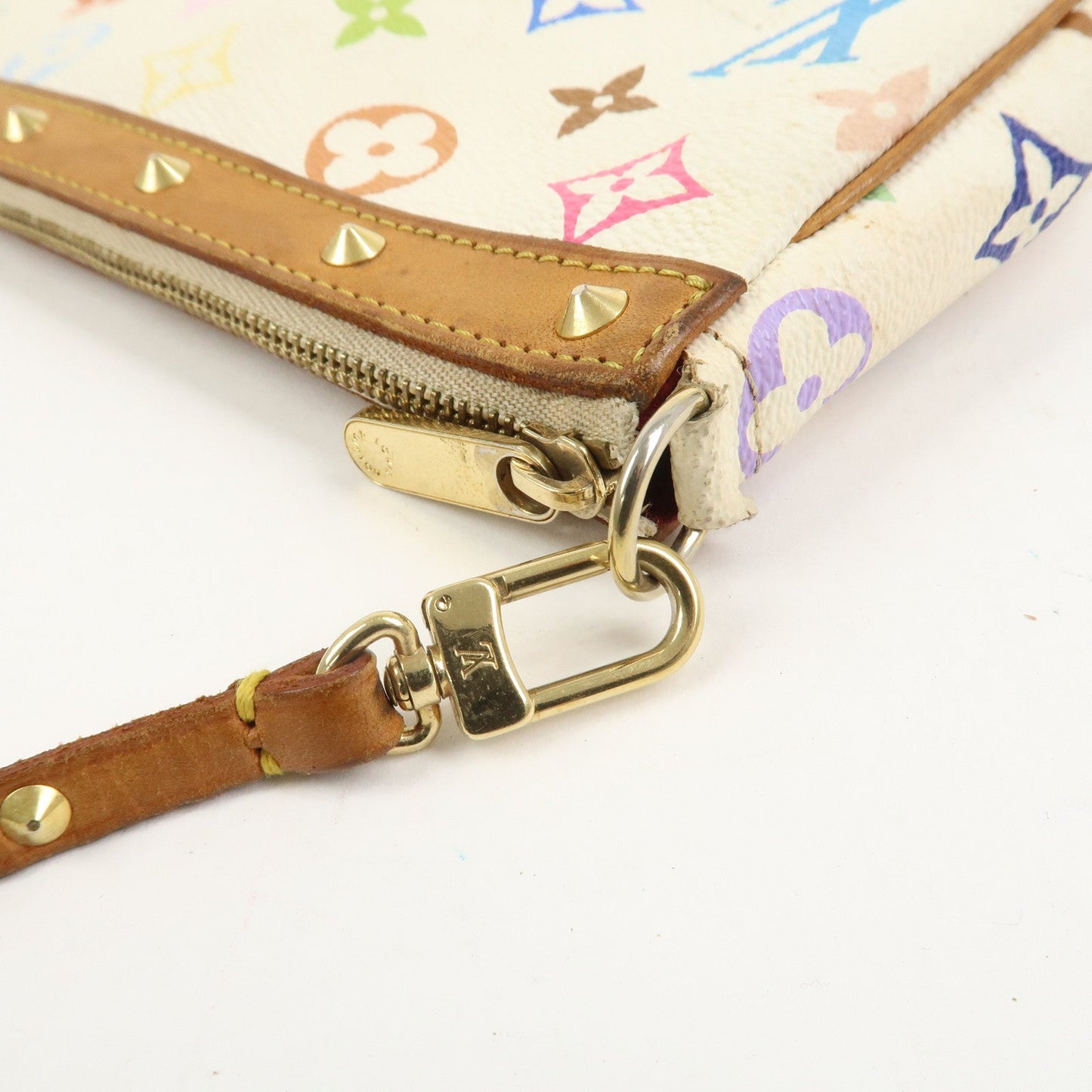 Louis Vuitton Monogram Multicolor Pochette Accessoires Blanc M92649【Pre-order】