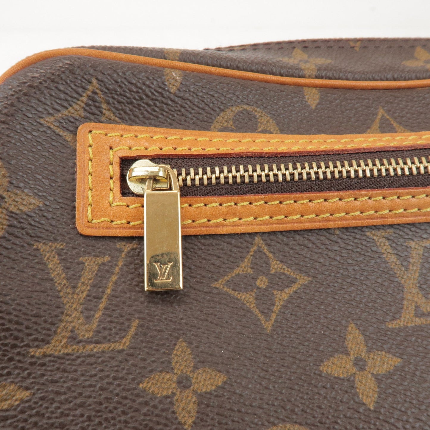 Louis Vuitton Monogram Pochette Cite Shoulder Bag Brown M51183【Pre-order】