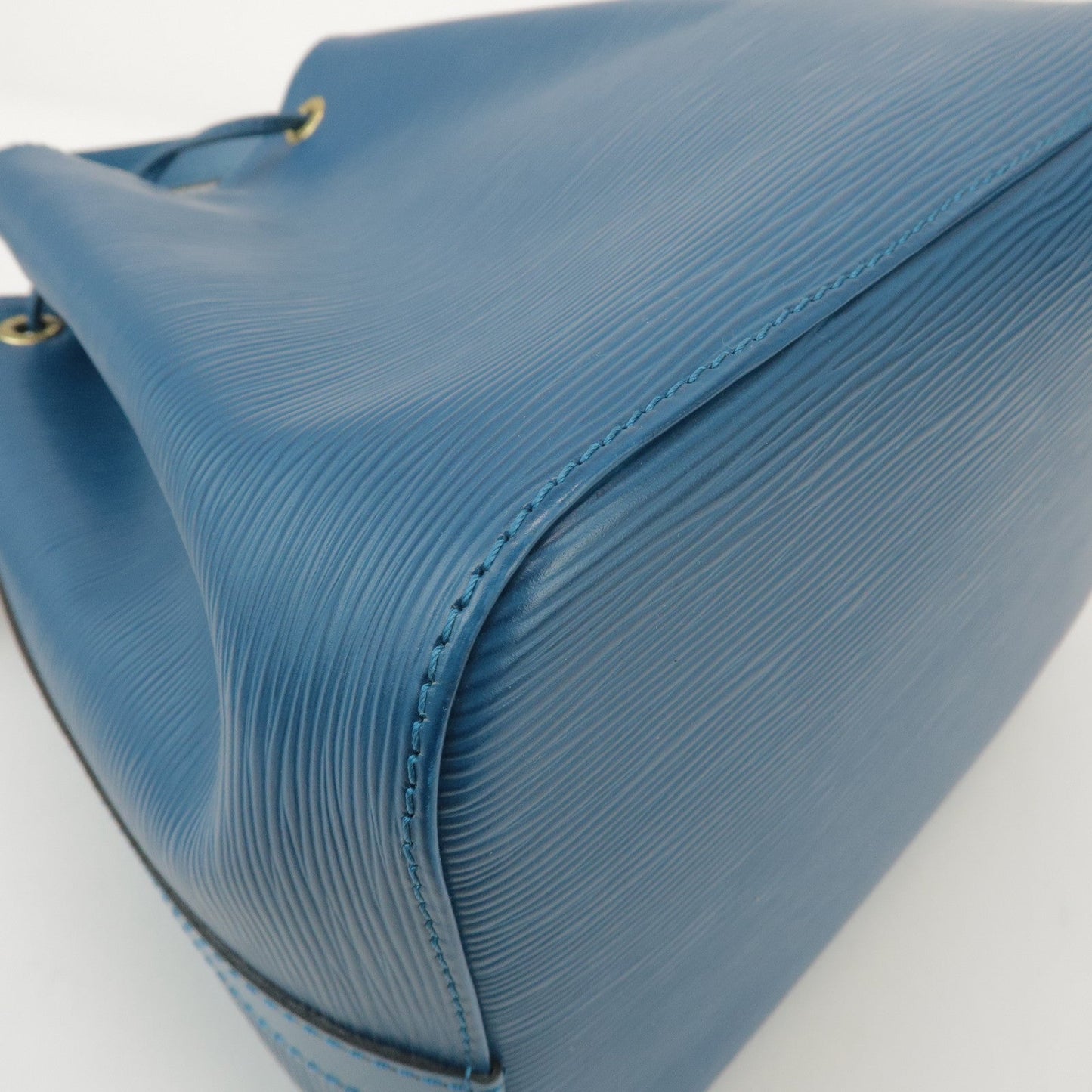 Louis Vuitton Epi Petit Noe Shoulder Bag Toledo Blue M44105【Pre-order】