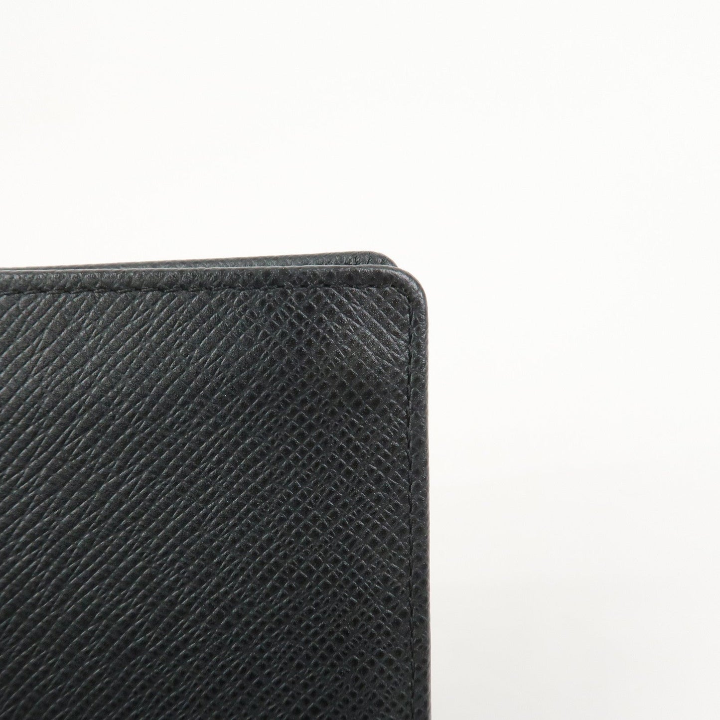 Louis Vuitton Taiga Portefeuille Brazza Bi-fold Long Wallet M30501【Pre-order】