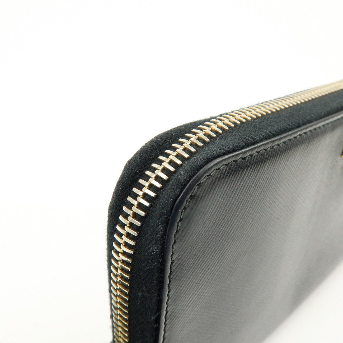 Prada Saffiano Leather Round Zippy Long Wallet Black 1M0506【Pre-order】