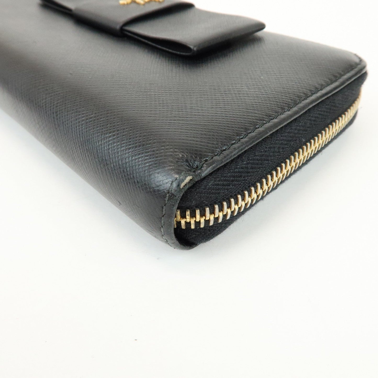 Prada Saffiano Leather Ribbon Round Zippy Wallet Black 1M0506【Pre-order】