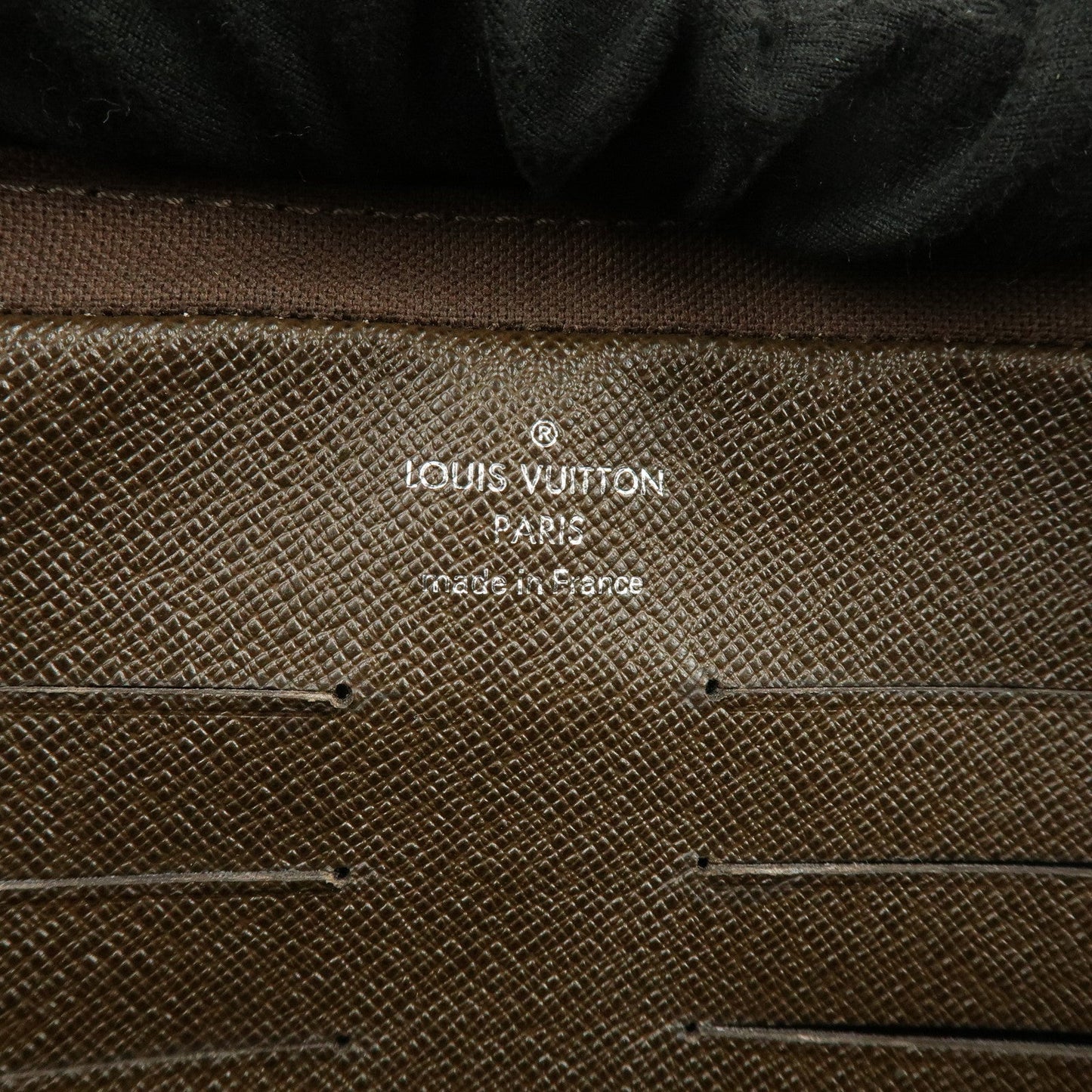 Louis Vuitton Taiga Neo Pavel Clultch Bag Grizzly M31148【Pre-order】