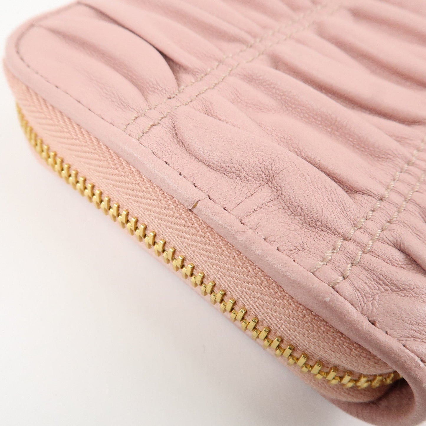 Prada Leather Gather Round Zippy Wallet Gold Hardware Pink 1M0506 Used【Pre-order】