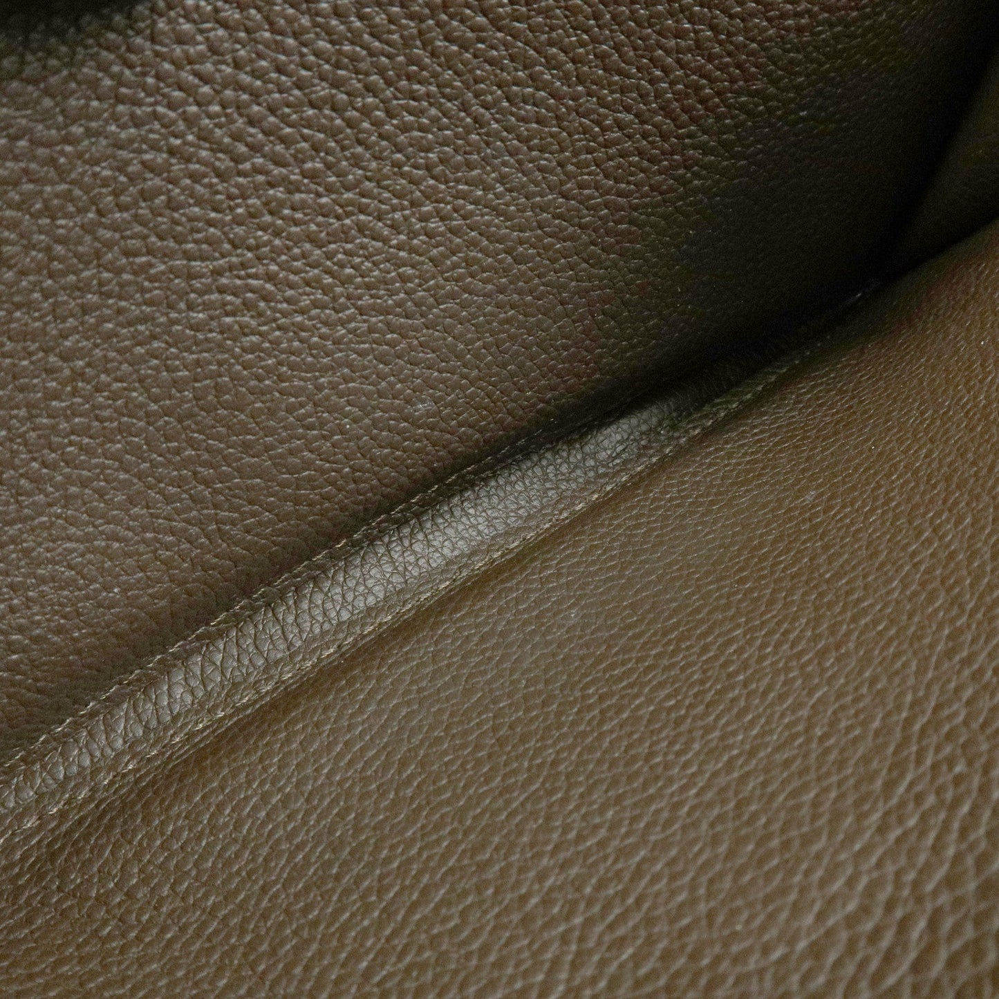 Louis Vuitton Monogram Empreinte Round Zippy Wallet Terre M60548【Pre-order】