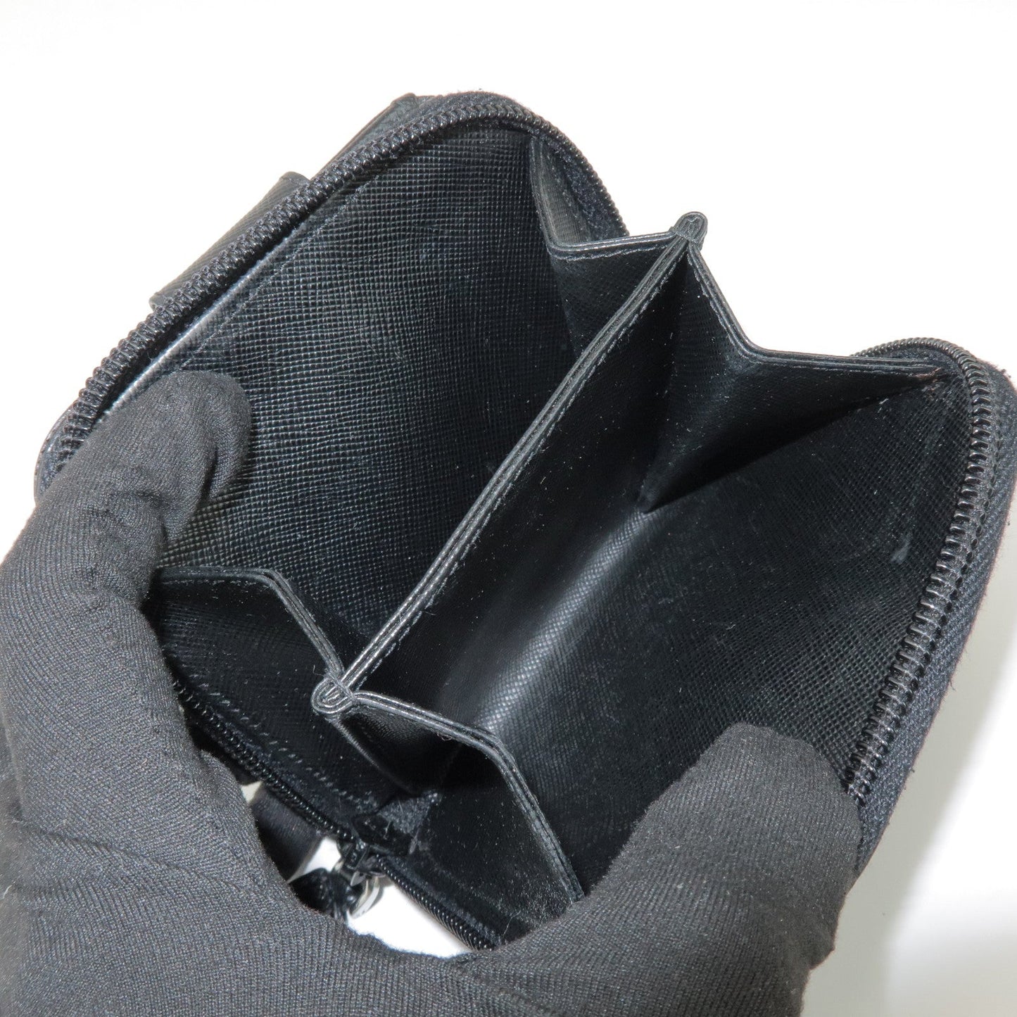Prada Logo Leather Round Zippy Bi-fold Wallet Black 1ML522【Pre-order】
