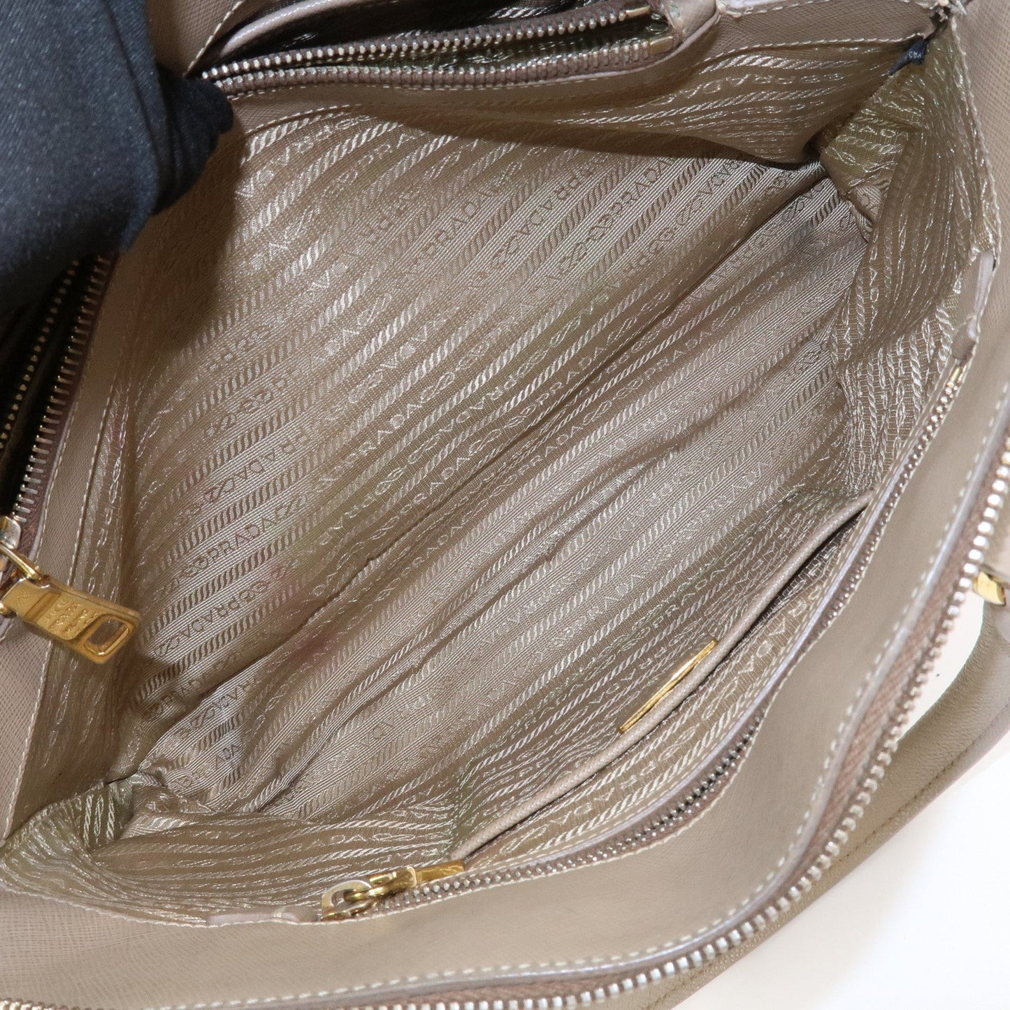 Prada Triangle Logo Saffiano Leather Hand Bag Greige BL0812【Pre-order】