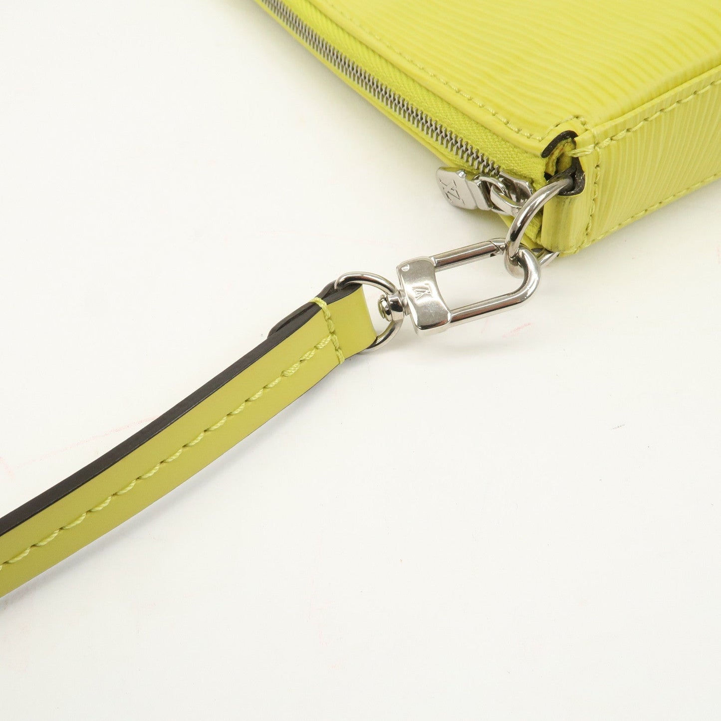 Louis Vuitton Epi Pochette Accessoires Pouch Pistache M40975【Pre-order】