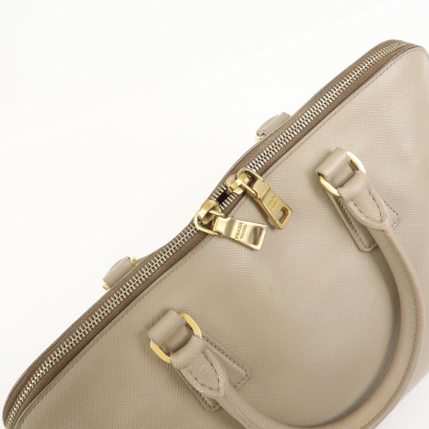 Prada Triangle Logo Saffiano Leather Hand Bag Greige BL0812【Pre-order】