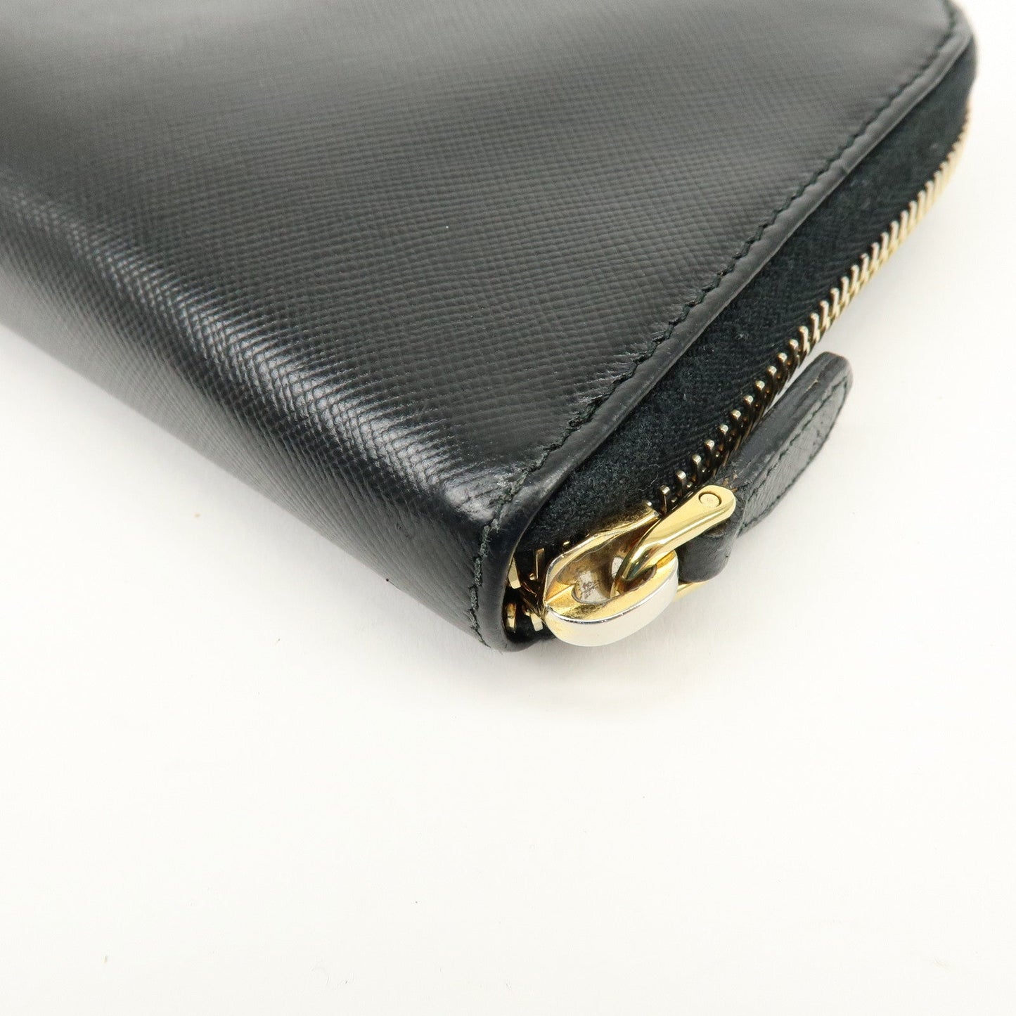 Prada Saffiano Leather Round Zippy Long Wallet Black 1M0506【Pre-order】