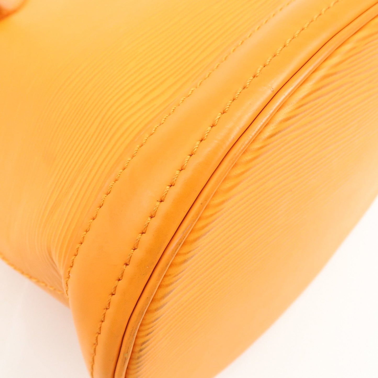 Louis Vuitton Epi Bucket PM Shoulder Bag Tote Bag Mandarin M5899H【Pre-order】