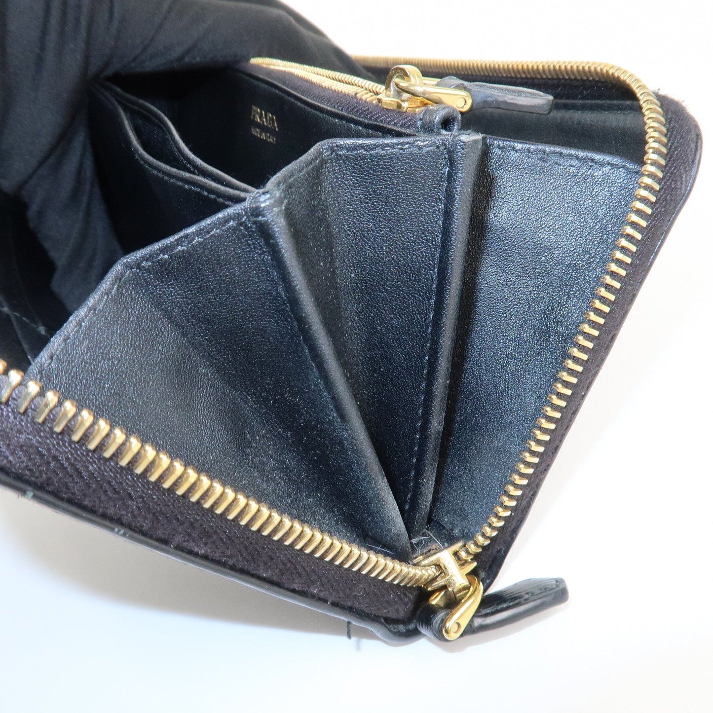 Prada Vitello Move Leather Round Zippy Wallet Black 1ML506 Used【Pre-order】