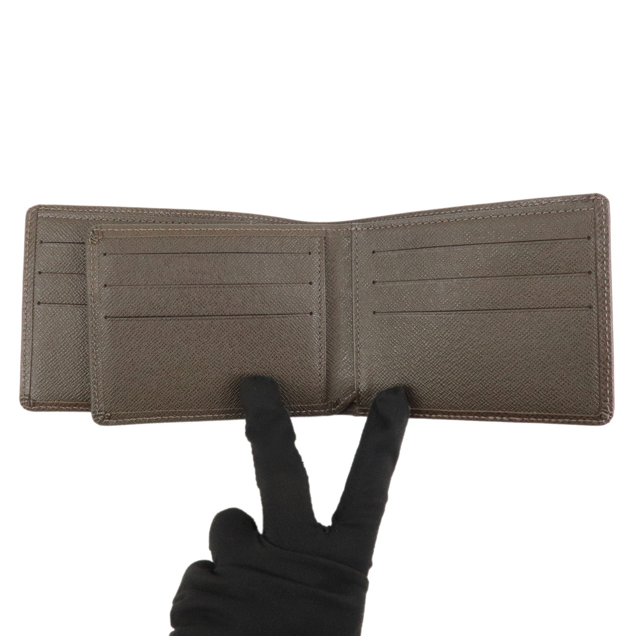 Louis Vuitton Taiga Porte Billets 3 Vole Wallet Grizzly M30428【Pre-order】