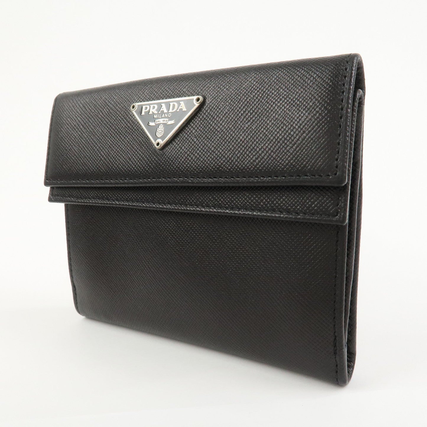 Prada Triangle Logo Saffiano Leather Compact Wallet Black M53X【Pre-order】