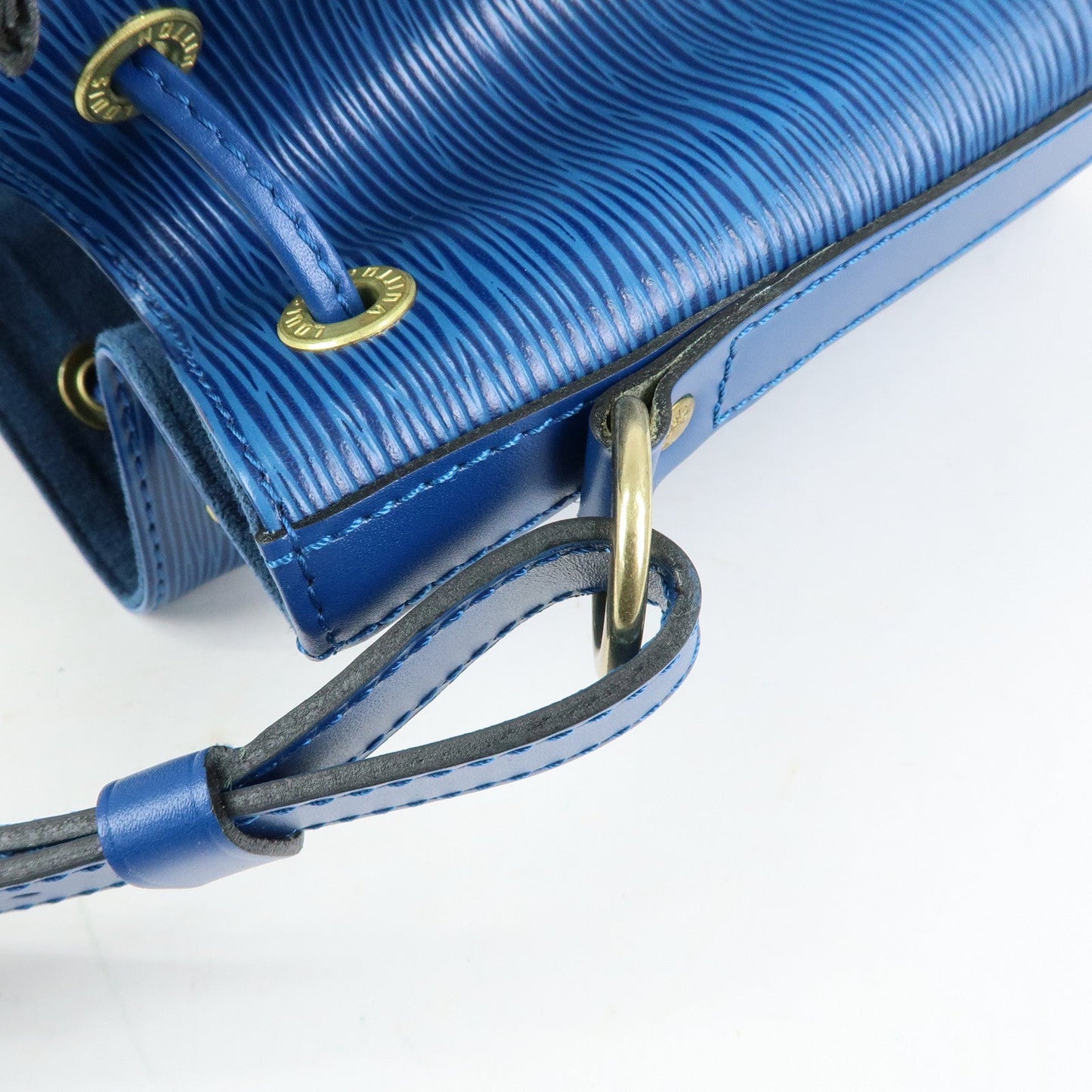 Louis Vuitton Epi Petit Noe Shoulder Bag Toledo Blue M44105【Pre-order】