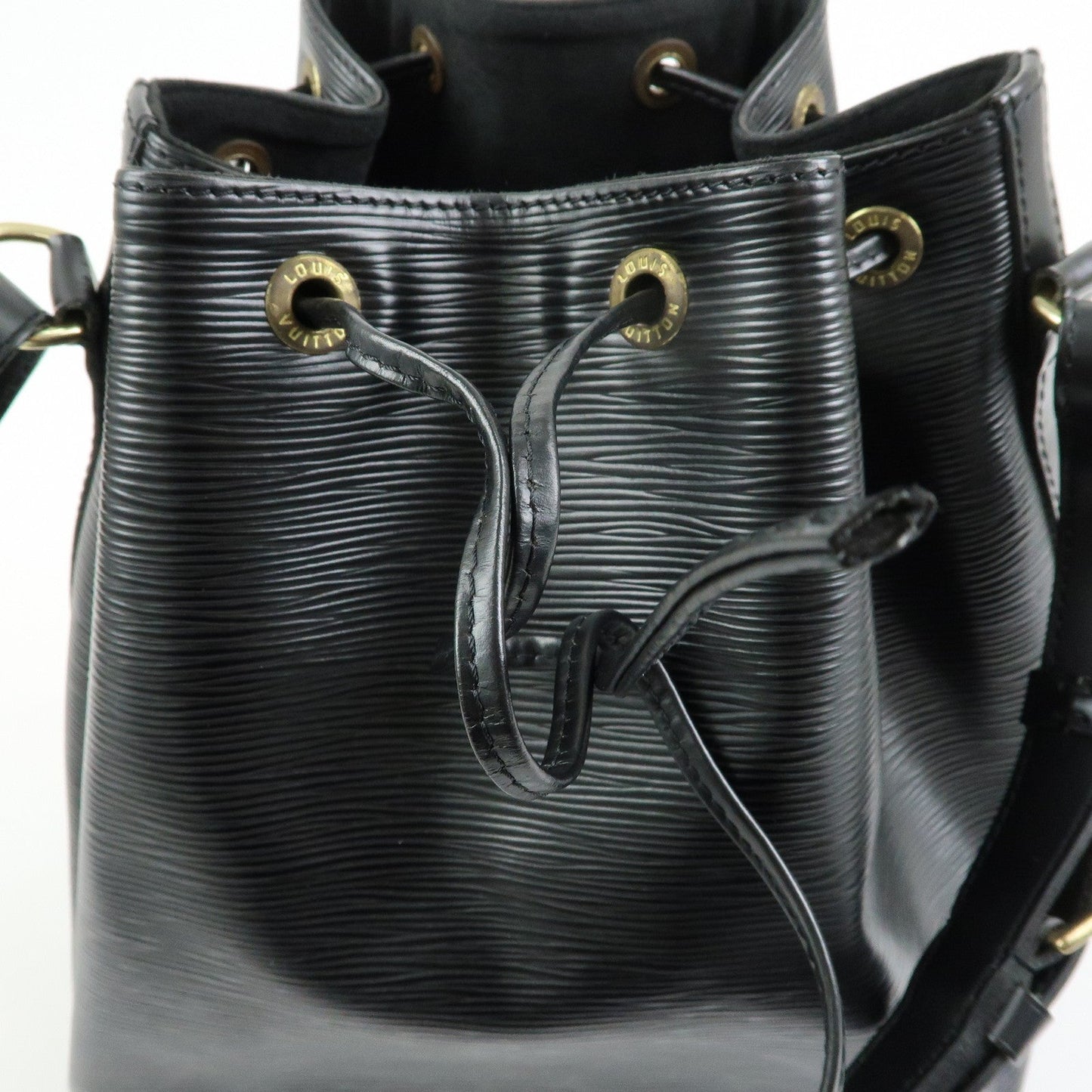 Louis Vuitton Epi Leather Petit Noe Shoulder Bag Noir Black M44102【Pre-order】