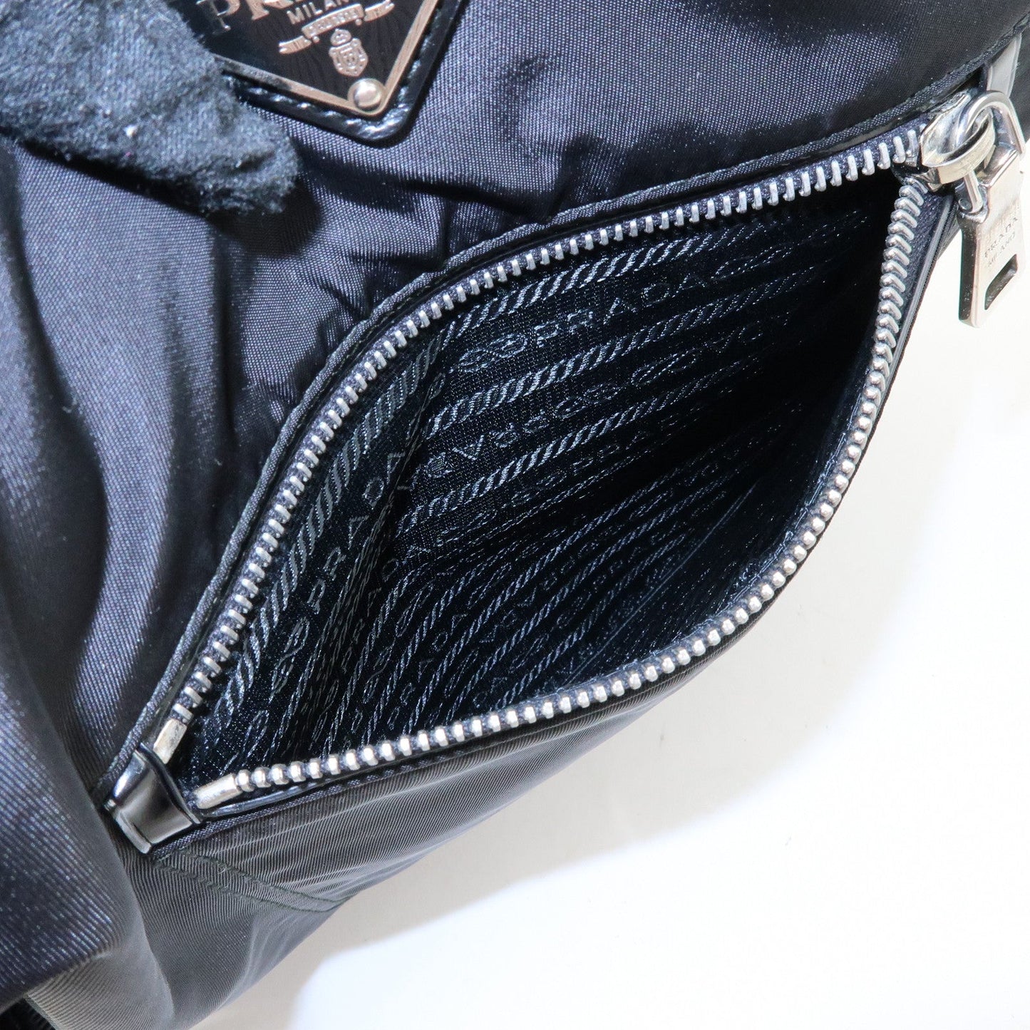 Prada Triangle Logo Nylon Shoulder Bag Crossbody Bag Black BT0715【Pre-order】