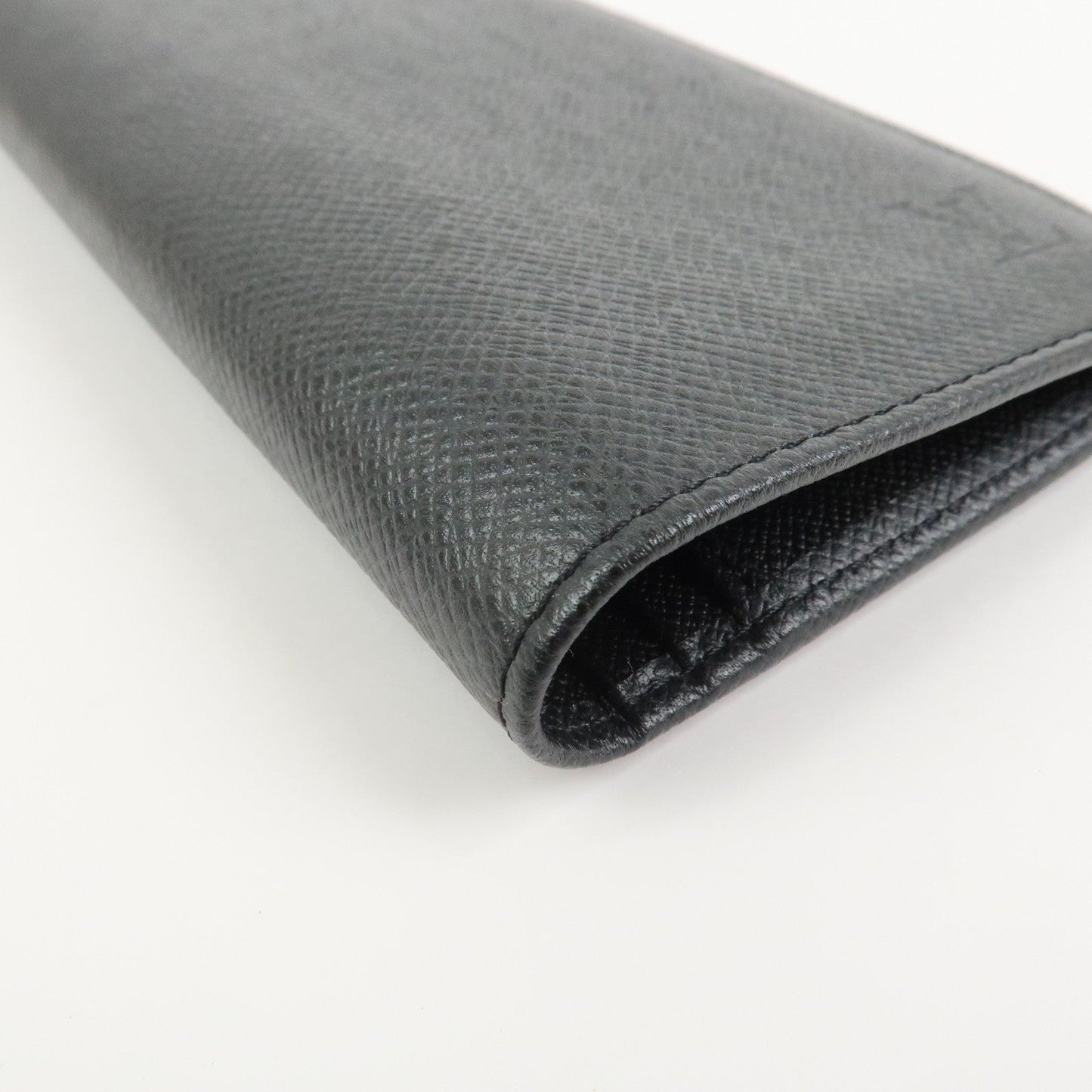 Louis Vuitton Taiga Portefeuille Brazza Bi-fold Long Wallet M30501【Pre-order】