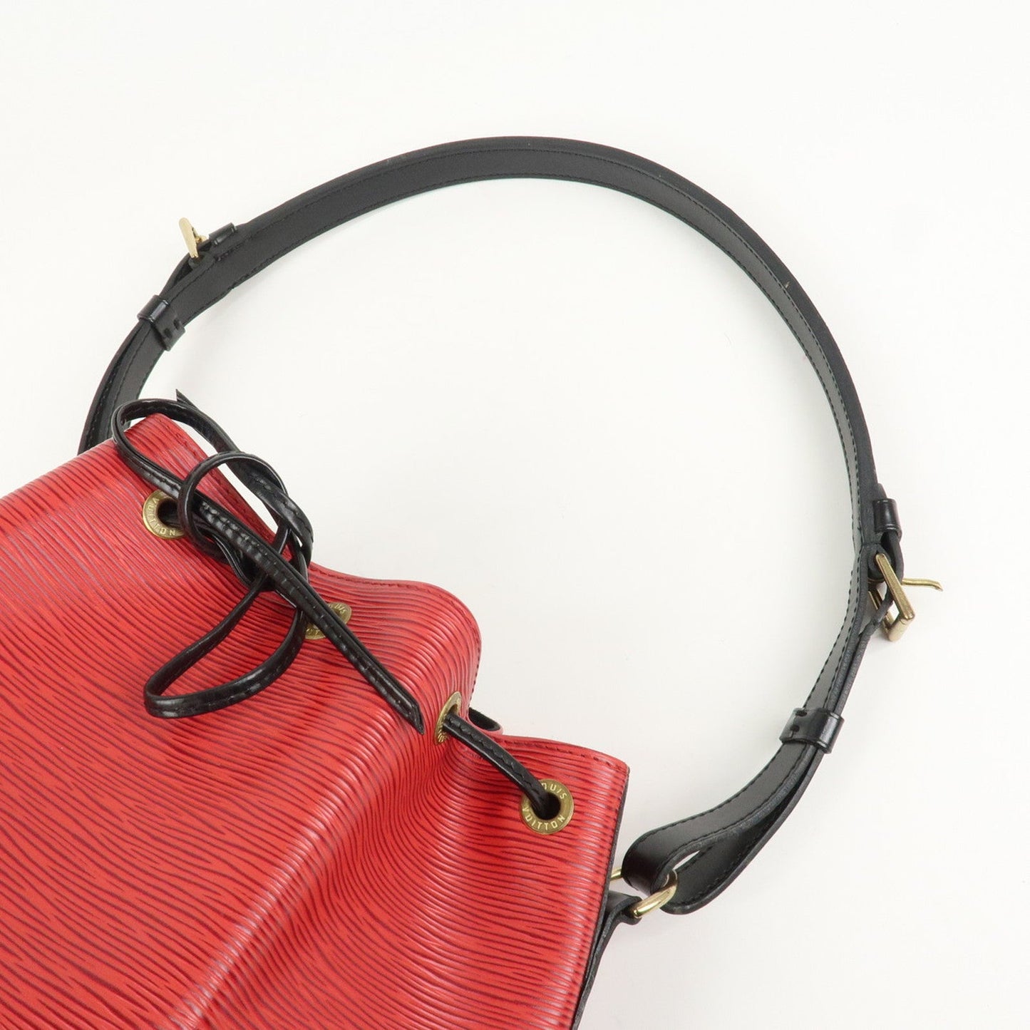 Louis Vuitton Epi Petit Noe Shoulder Bag Bicolor Noir Red M44172【Pre-order】