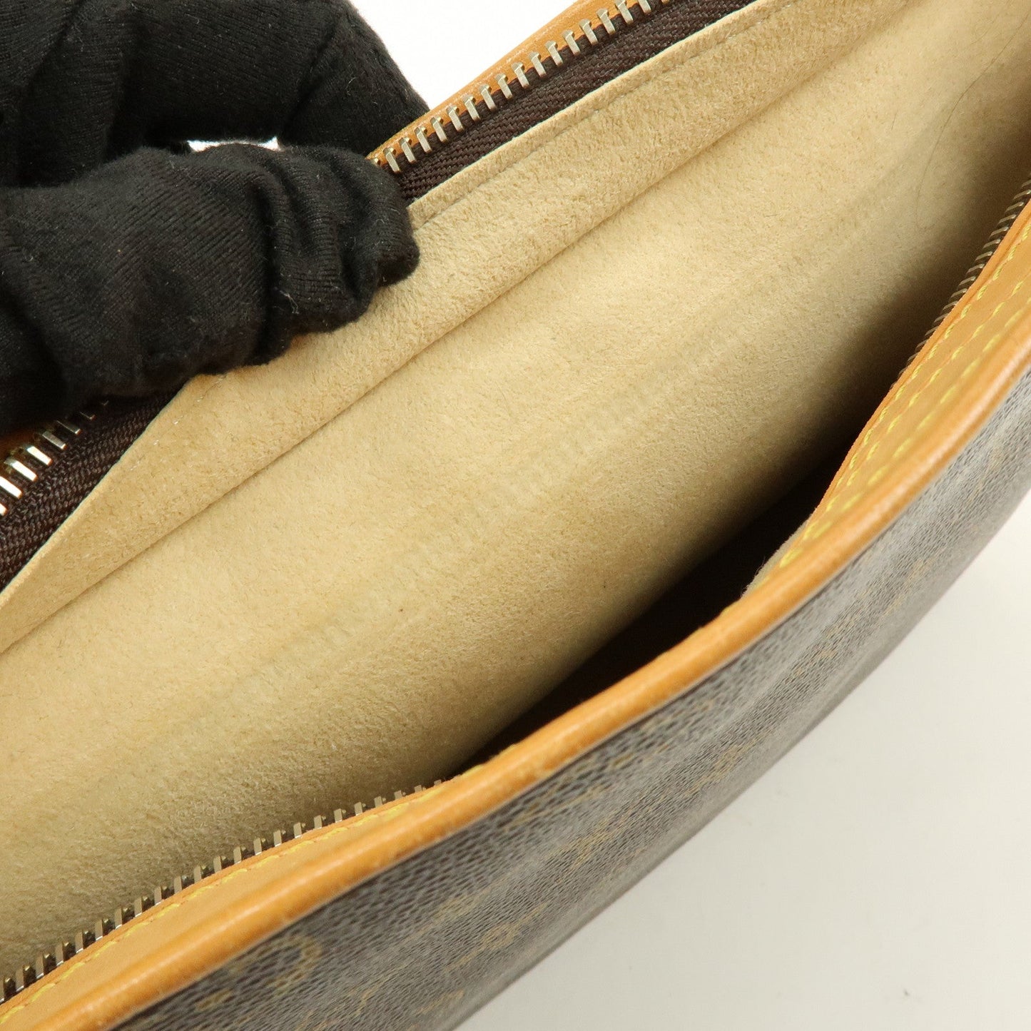Louis Vuitton Monogram Hudson GM Shoulder Bag Brown M40045【Pre-order】