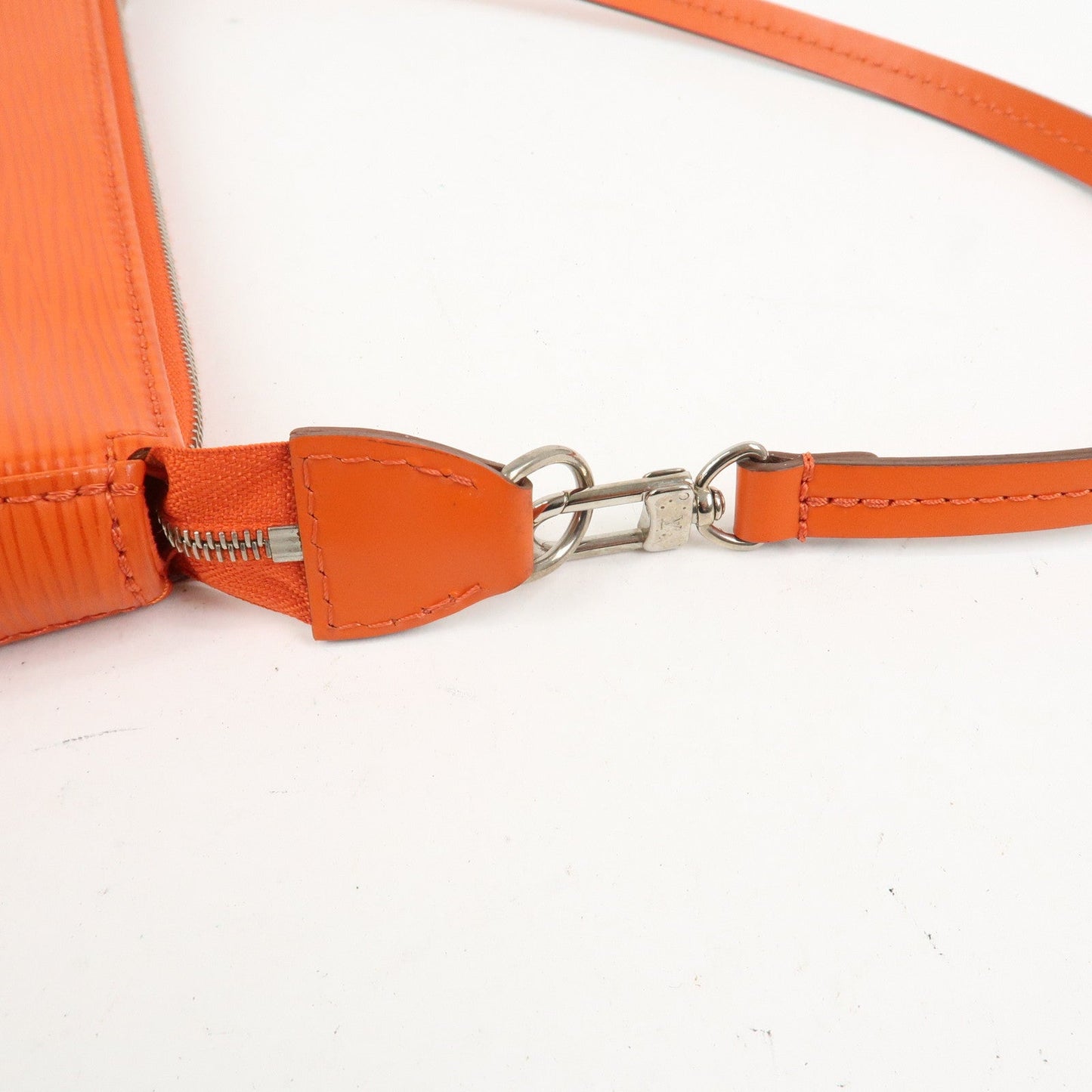 Louis Vuitton Epi Pochette Accessoires Pouch New Style Piment Orange M40778【Pre-order】