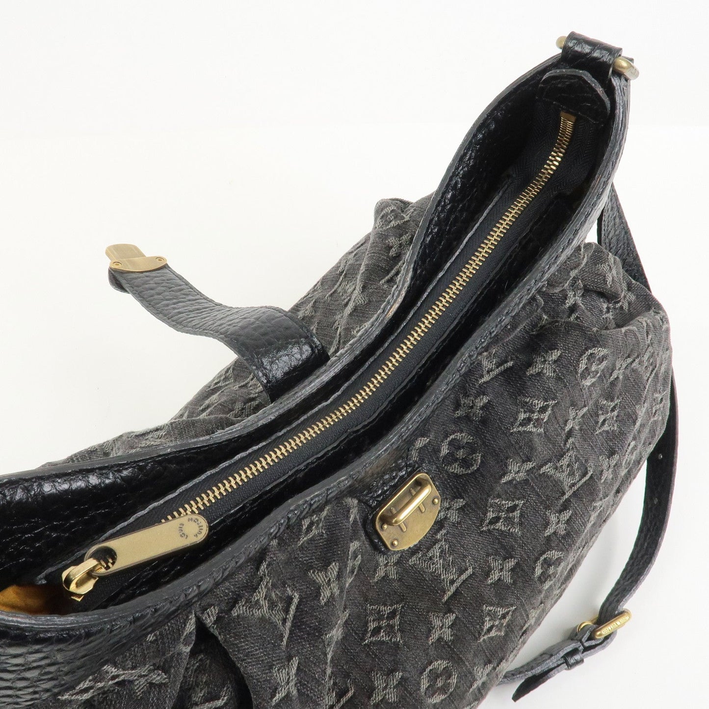 Louis Vuitton Monogram Denim Slightly Shoulder Bag Noir M95835【Pre-order】
