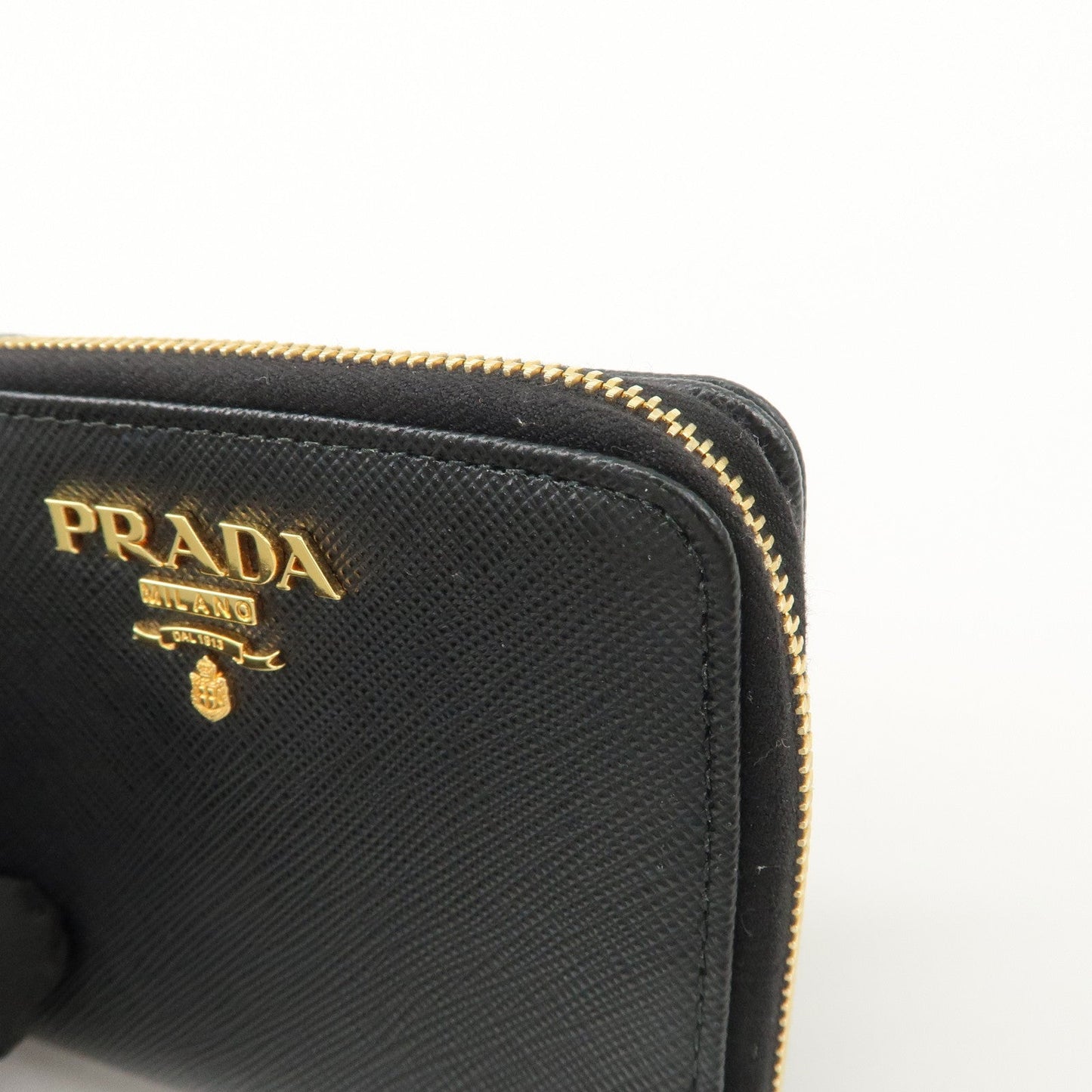 Prada Logo Saffiano Leather Round Zippy Wallet Black 1MM268【Pre-order】