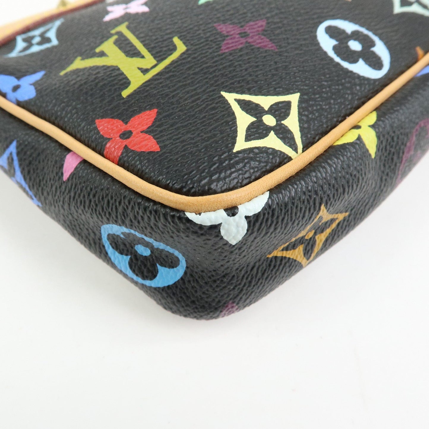 Louis Vuitton Monogram Multicolor Pochette Accessoires Noir M92648【Pre-order】