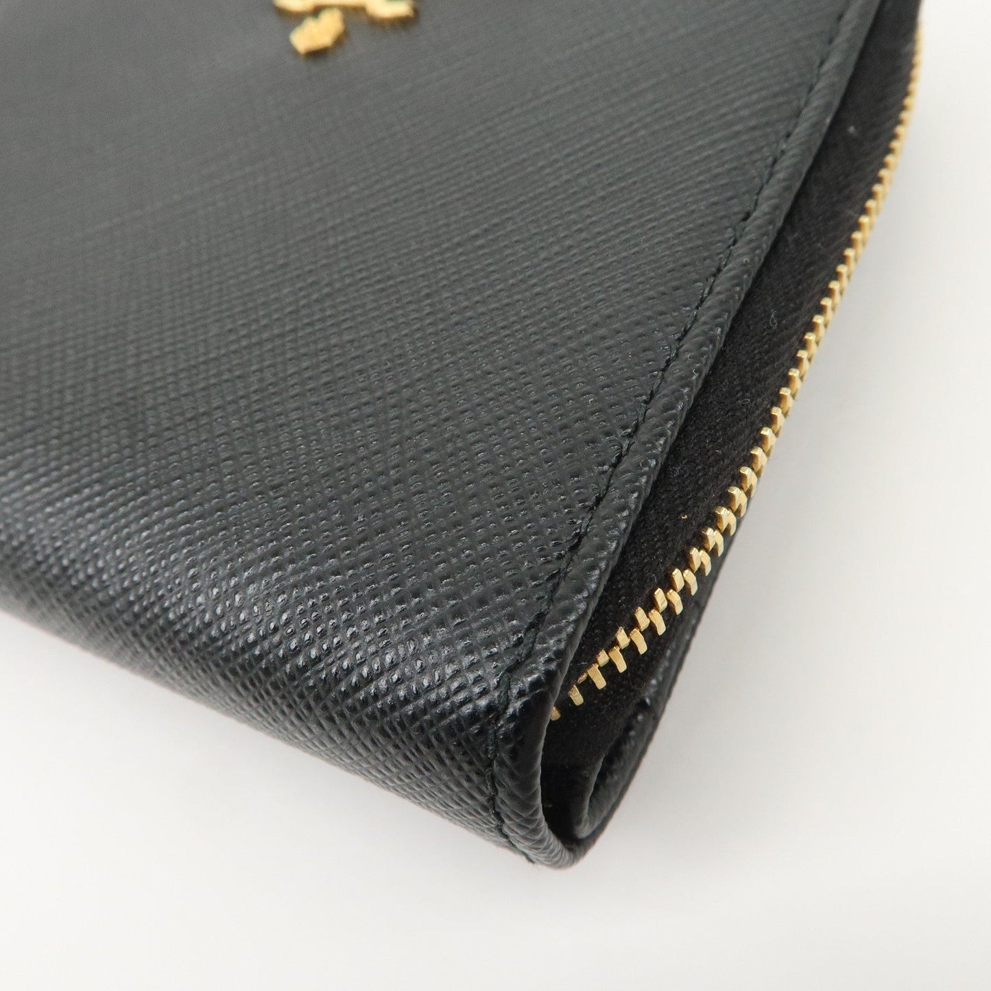 Prada Logo Saffiano Leather Round Zippy Wallet Black 1MM268【Pre-order】