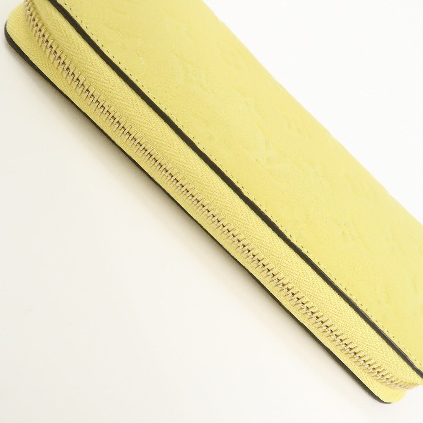 Louis Vuitton Monogram Empreinte Round Zippy Wallet Jaune M82043【Pre-order】