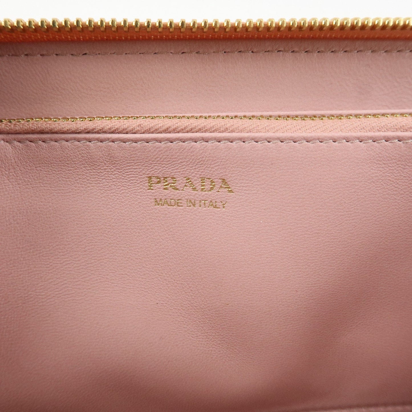 Prada Leather Gather Round Zippy Wallet Gold Hardware Pink 1M0506 Used【Pre-order】