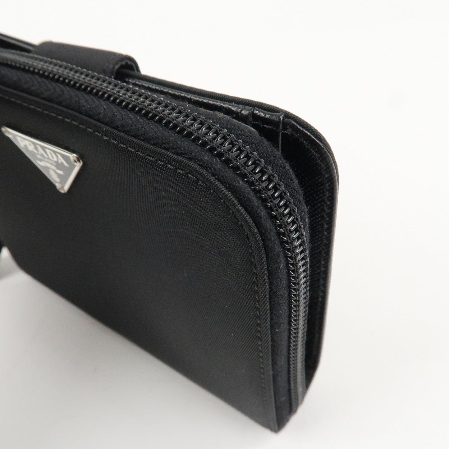 Prada Nylon Saffiano Leather Bi-fold Round zippy Wallet Black Used【Pre-order】