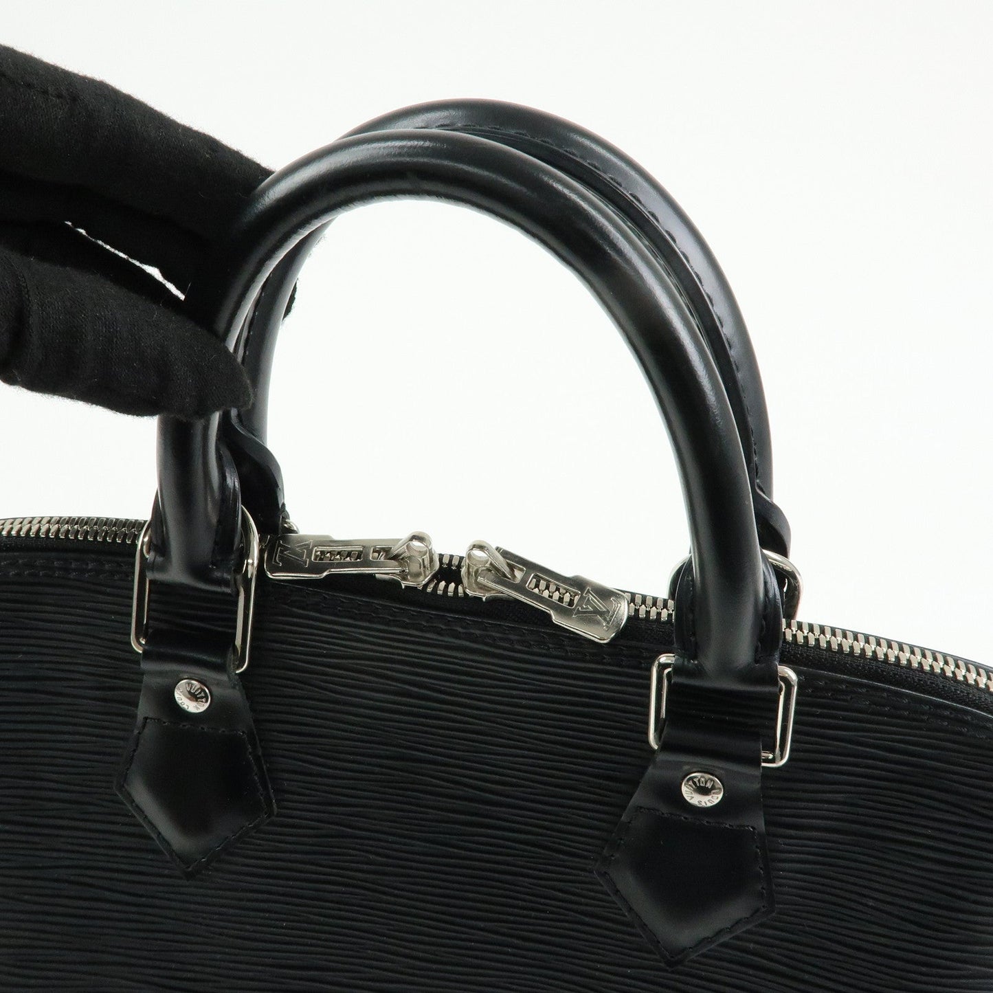 Louis Vuitton Epi Leather Alma PM Hand Bag Noir Black M40302【Pre-order】