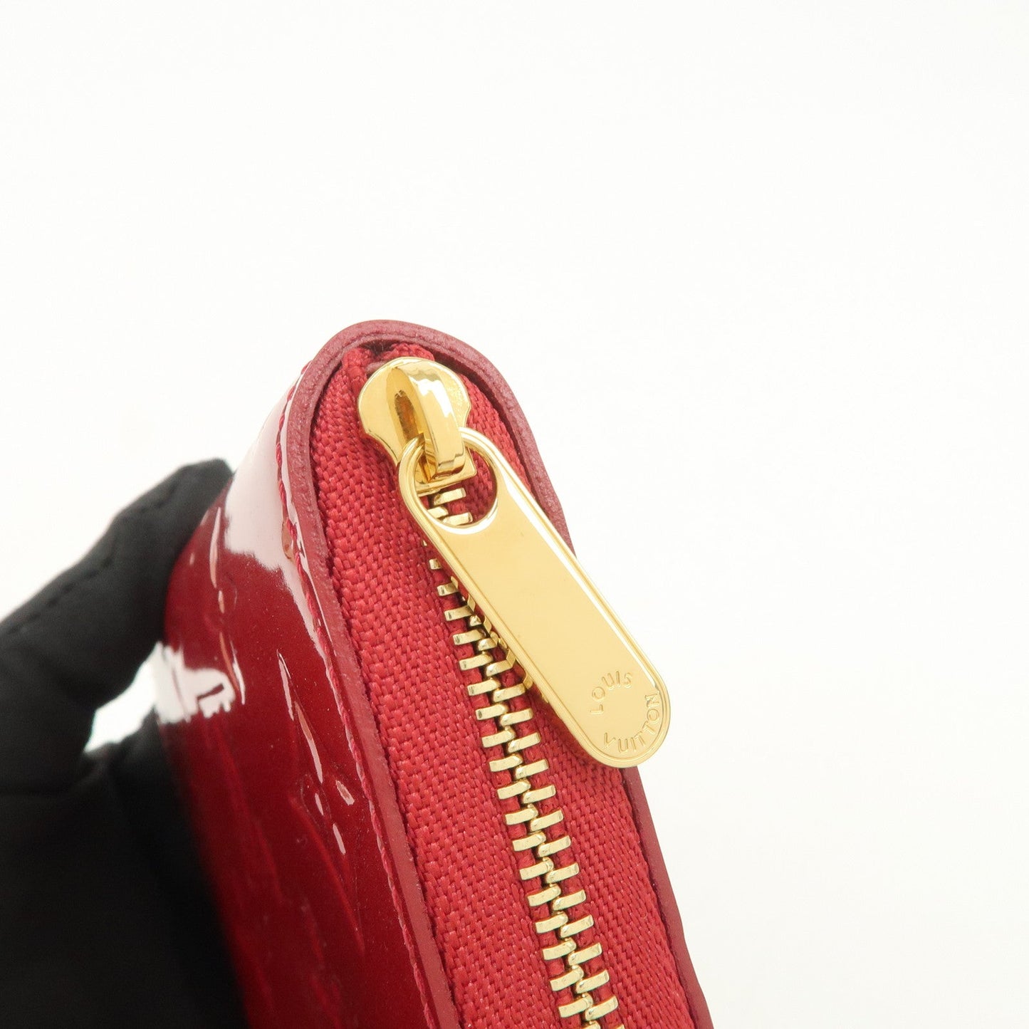 Louis Vuitton Monogram Vernis Zippy Coin Purse Pomme d'Amour M93608【Pre-order】