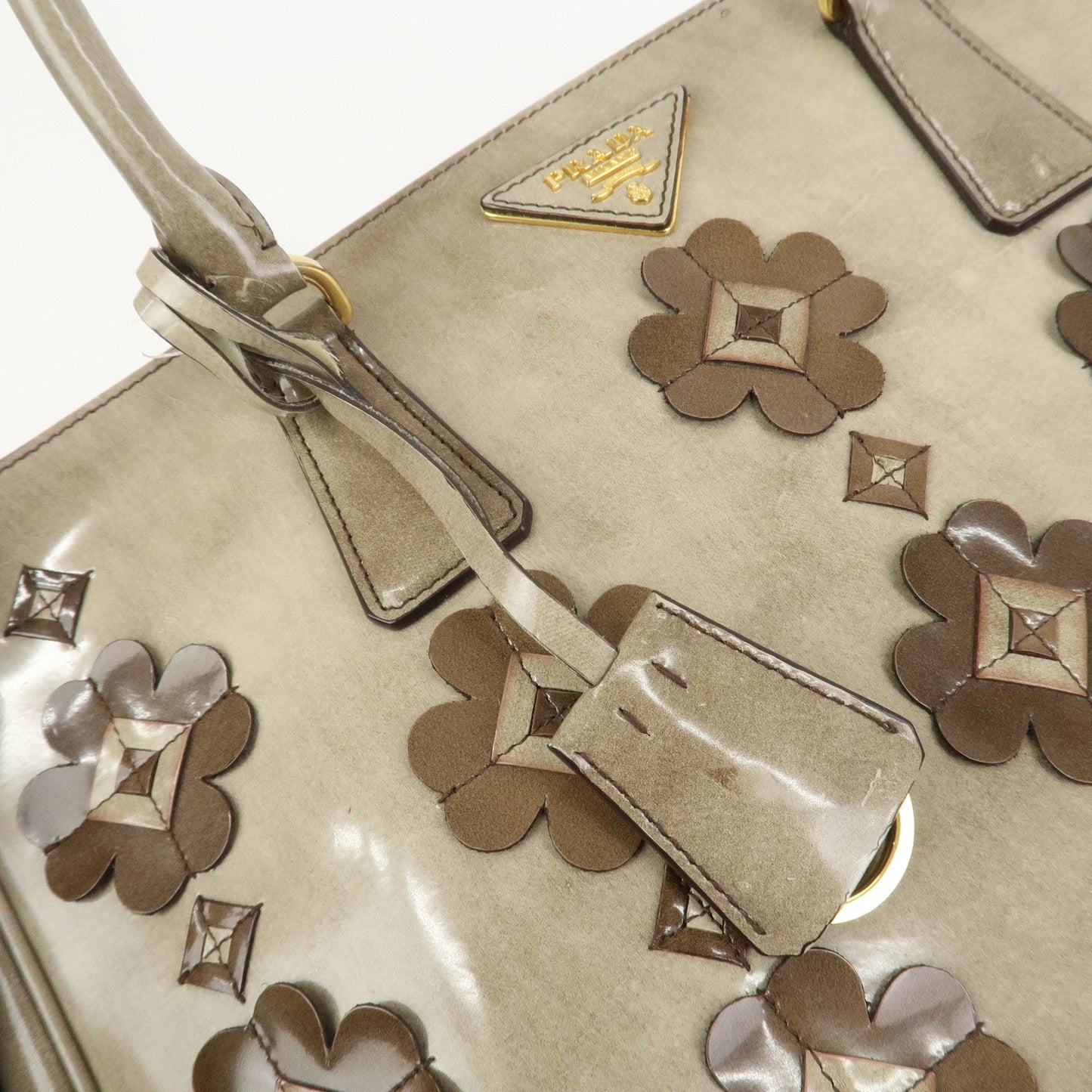 Prada Patent Leather Flower Galleria 2Way Tote Bag Greige BB2274F【Pre-order】